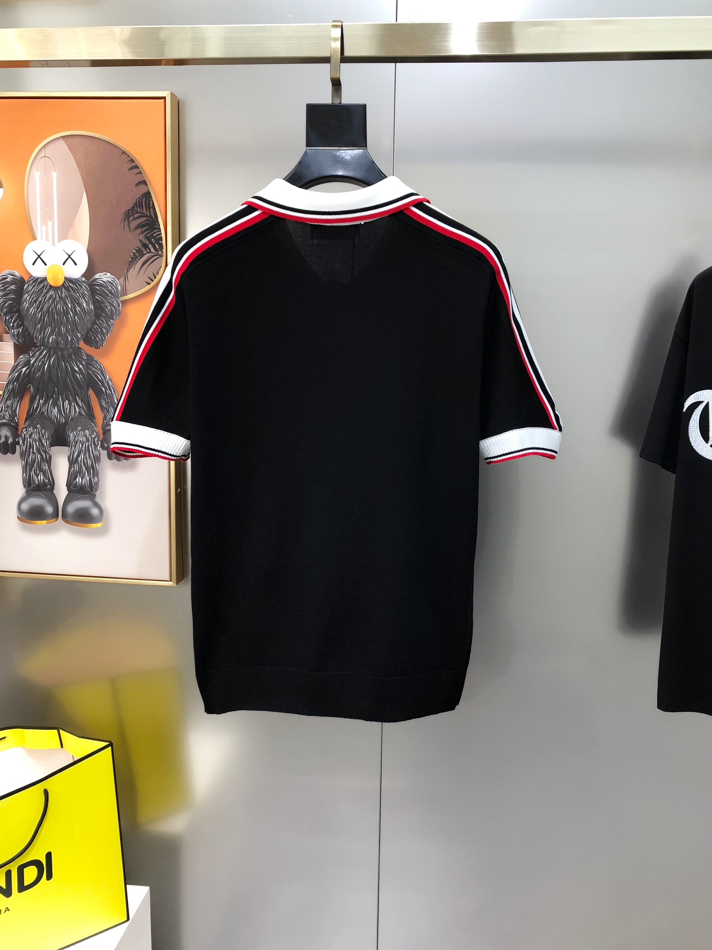 “High-Quality Men’s T-shirts with Embroidered Logo and Custom Fabrics for 2025” - 图片 8