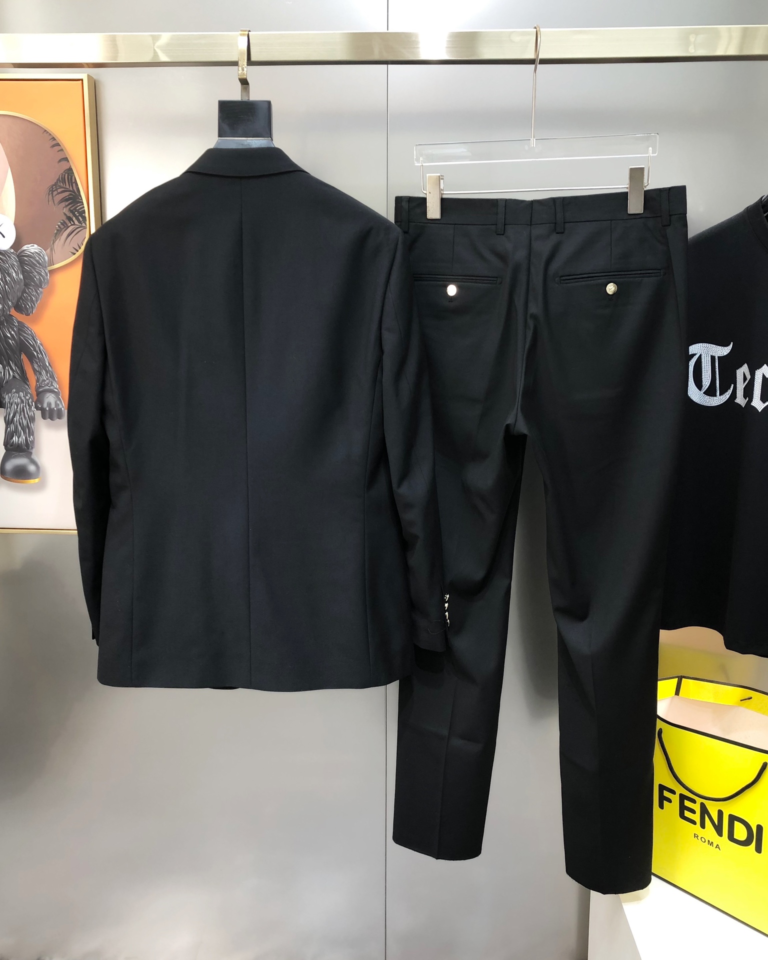 High-End Custom Men’s Leisure Suit with Indian Silk Logo, Premium Fabric & Master Cutting - 图片 2