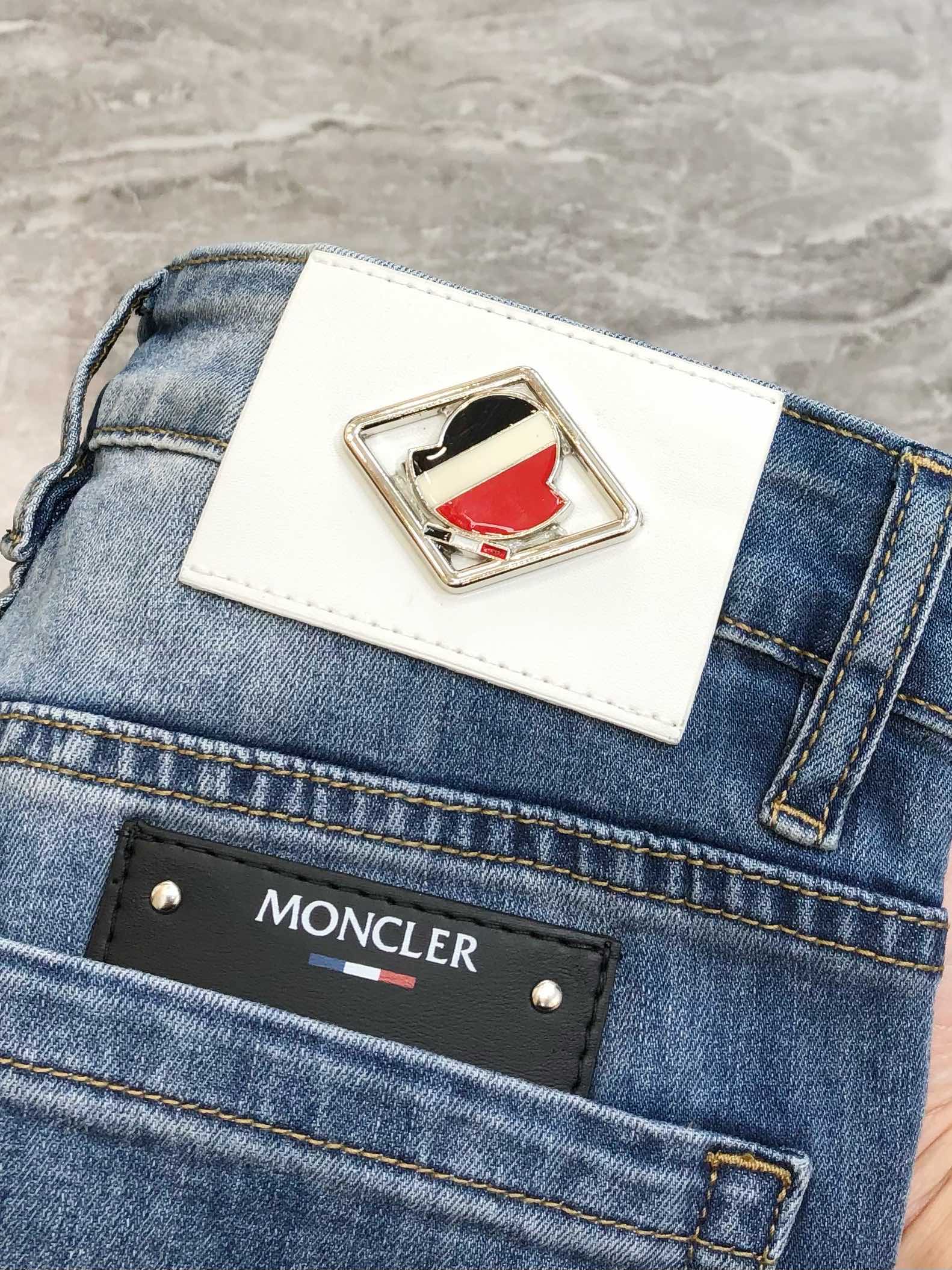 Moncler Spring/Summer 2022 Men’s Short-Shoeed Cowboys Collection - 图片 7