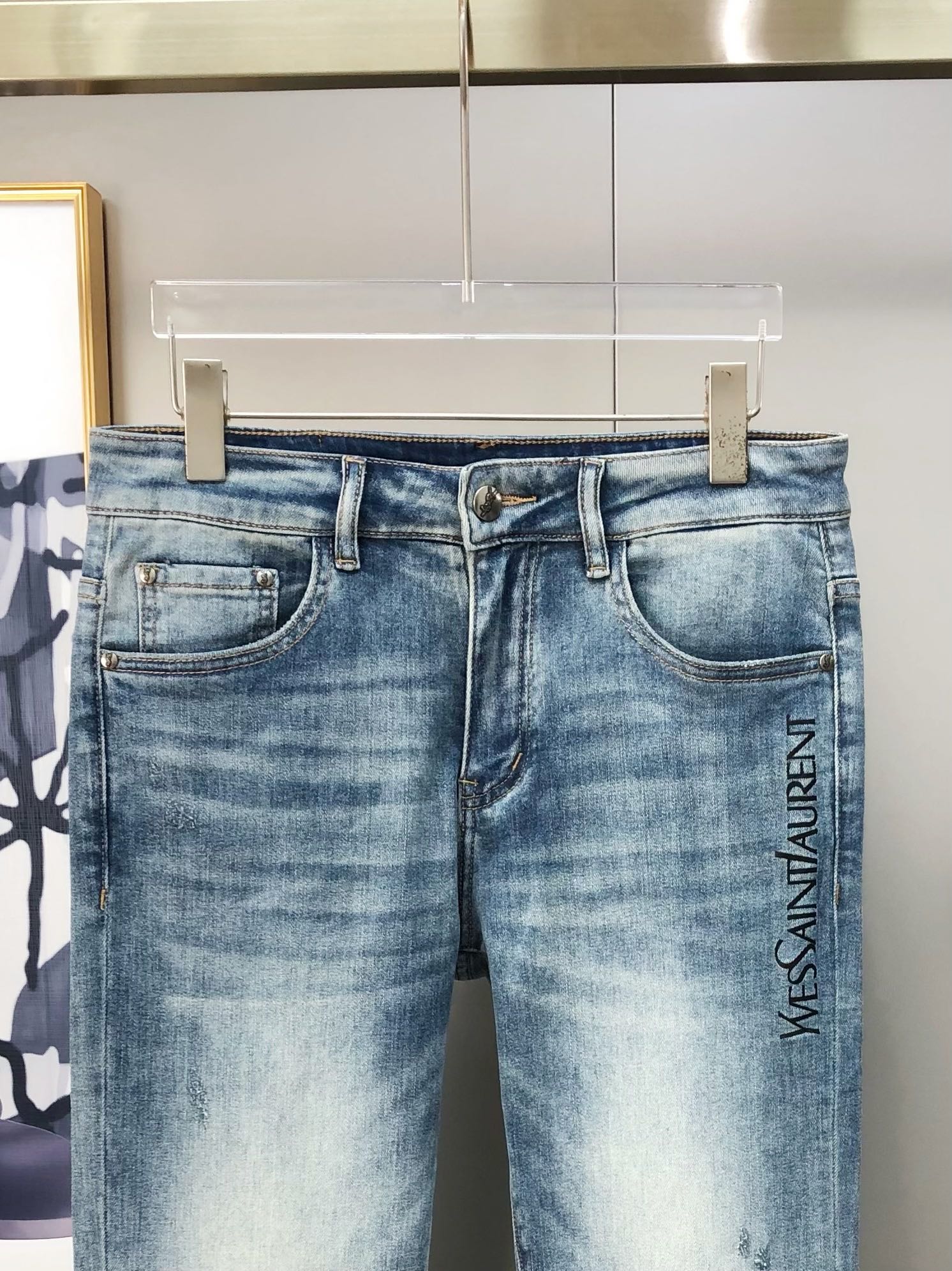 YSL Santa Roland: New Men’s High-Fashion Spring 2025 Custom Cowpants Collection - 图片 4