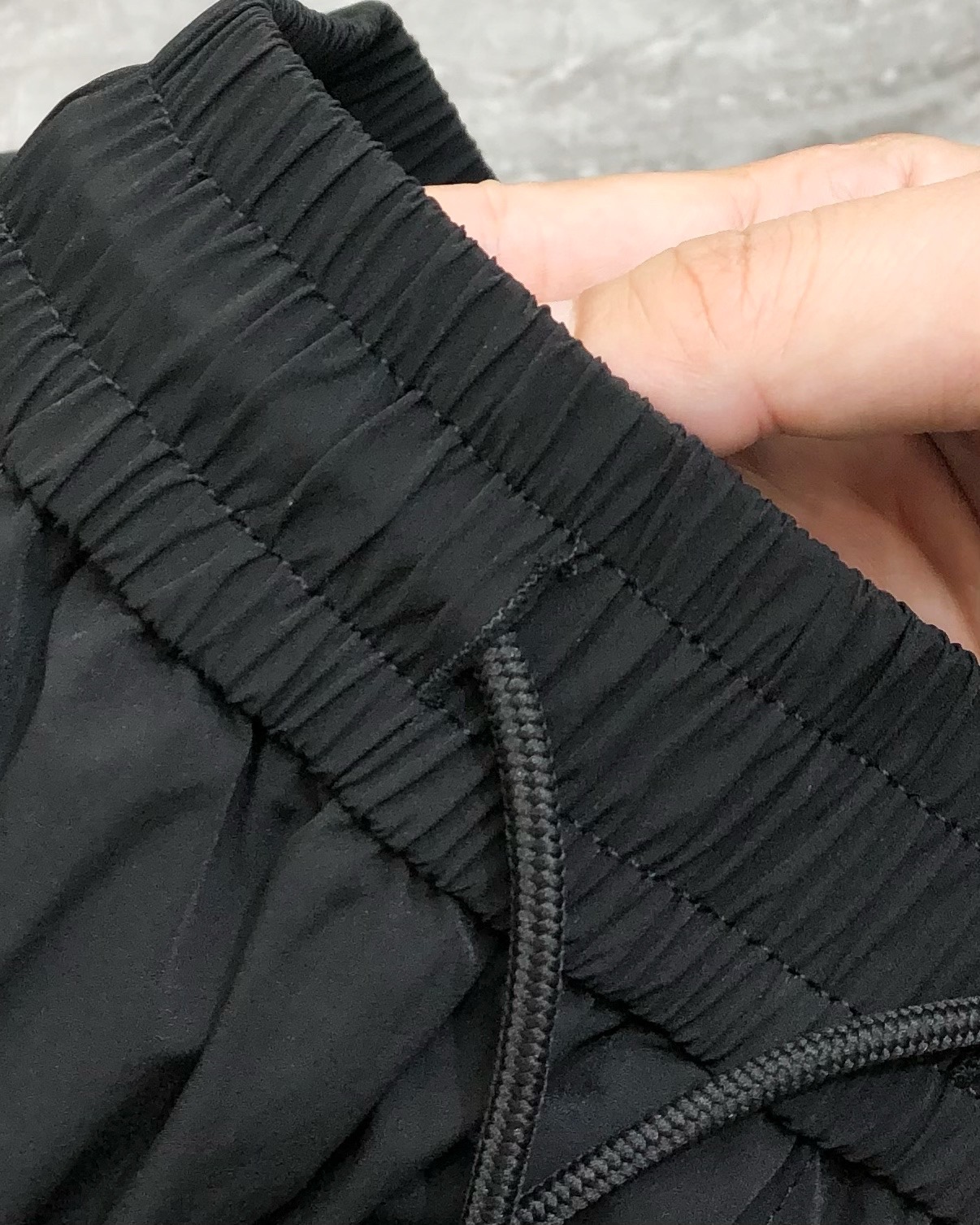 “New Men’s Fashion Shorts for Spring/Summer 2025: High-End Design with Customized Features” - 图片 7
