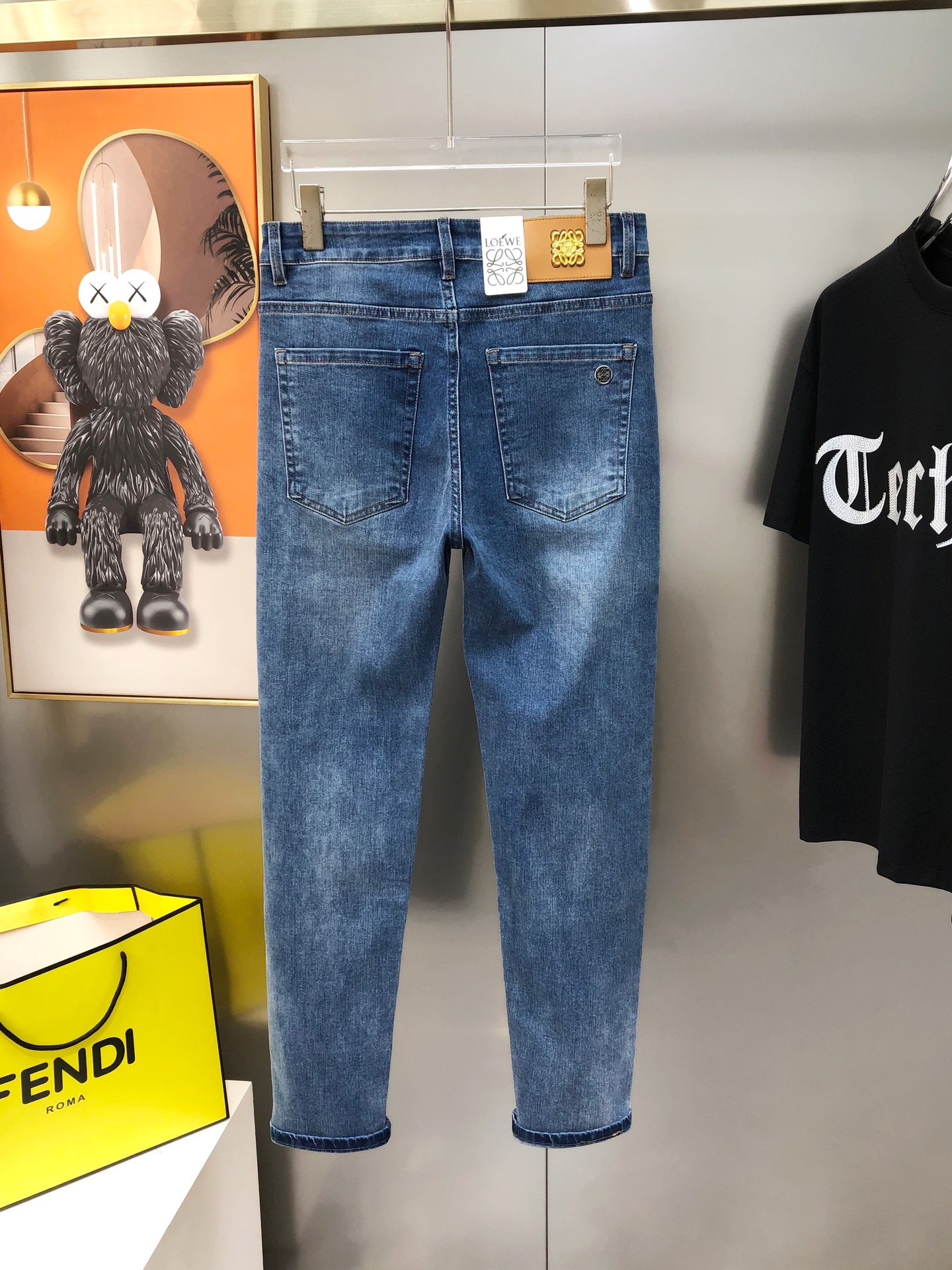 2025 Spring/Summer High-End Custom Short-Legged Jeans: Unique Design, Premium Quality, Comfortable Fit - 图片 3