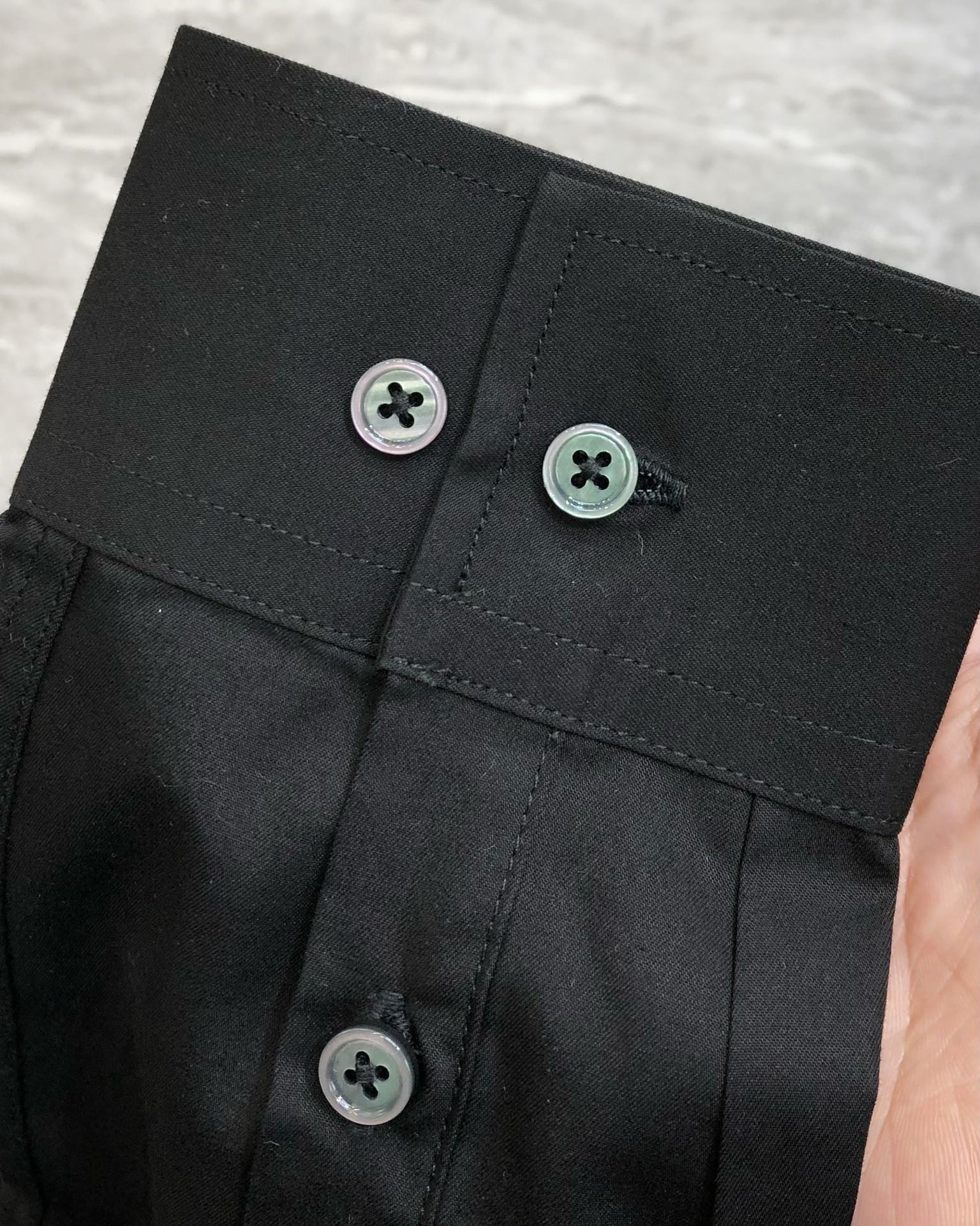 New Men’s First-Class Long-Sleeve Shirts with Original Buttons and Skin-Comfort Fabric - 图片 7