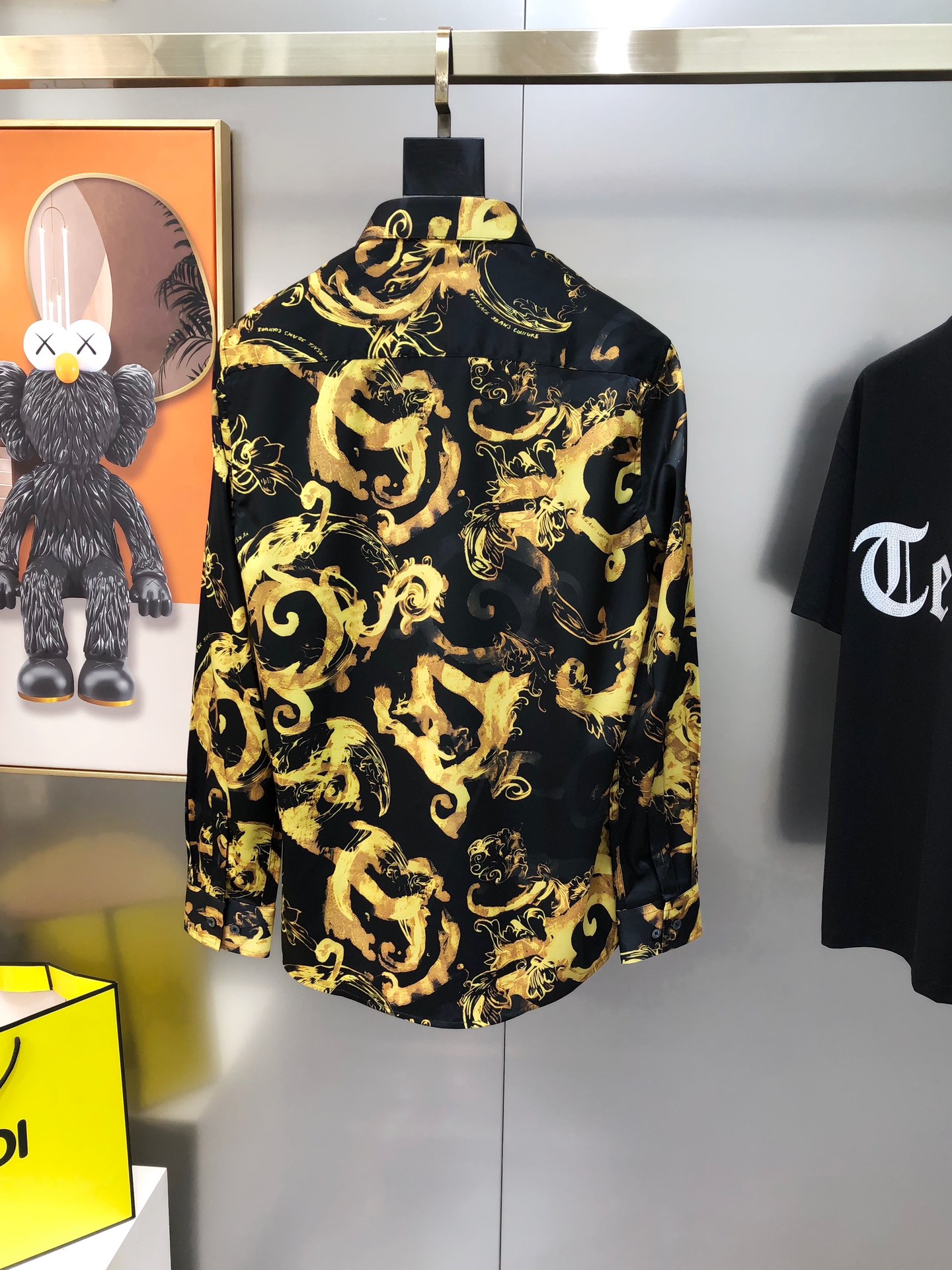 High-Quality Men’s Long-Sleeve Shirt with High-End Design and Comfort Fabrics - 图片 2