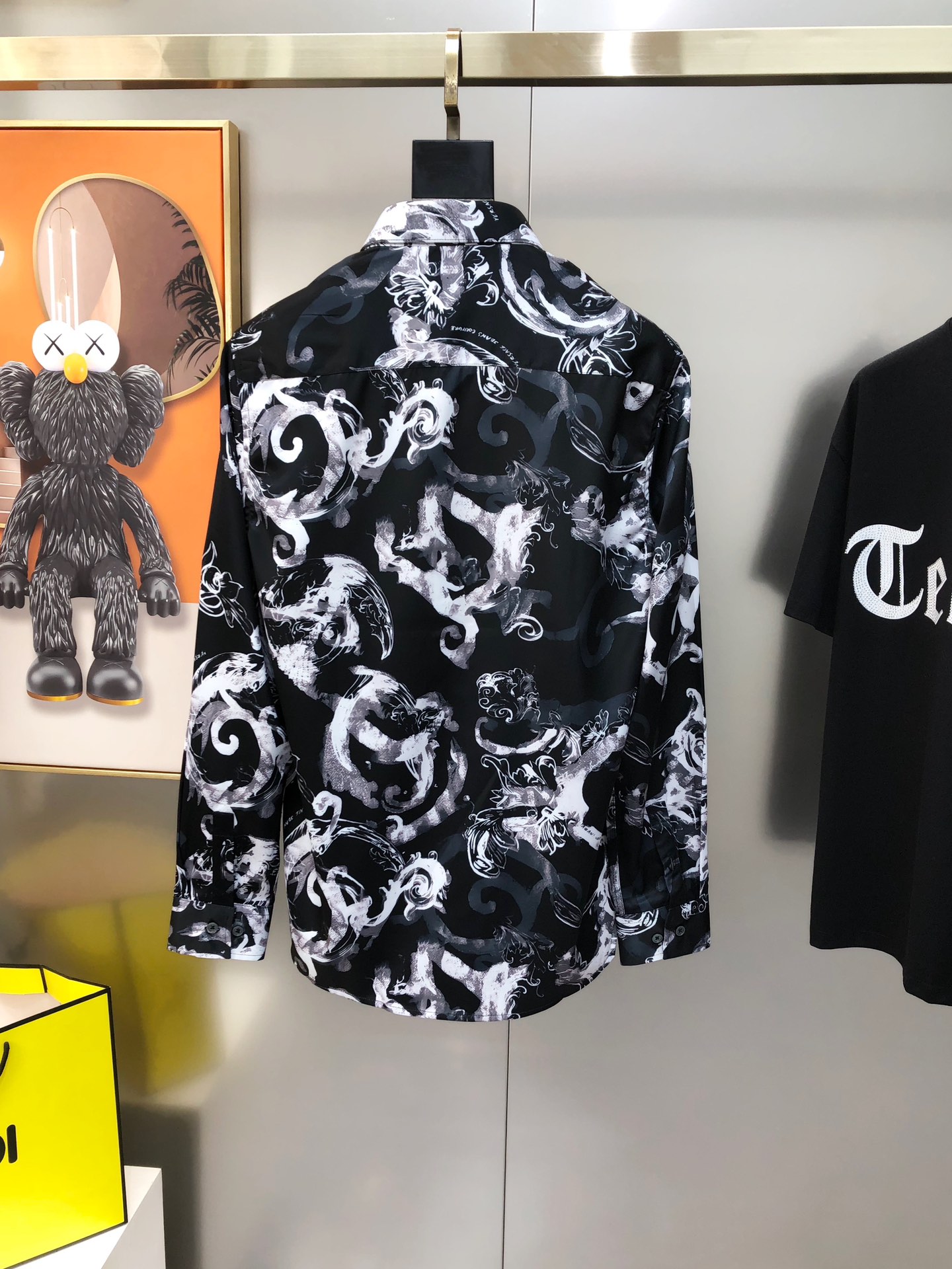 High-Quality Men’s Long-Sleeve Shirts by P600 Versace and Van Schuen 2025 - 图片 2