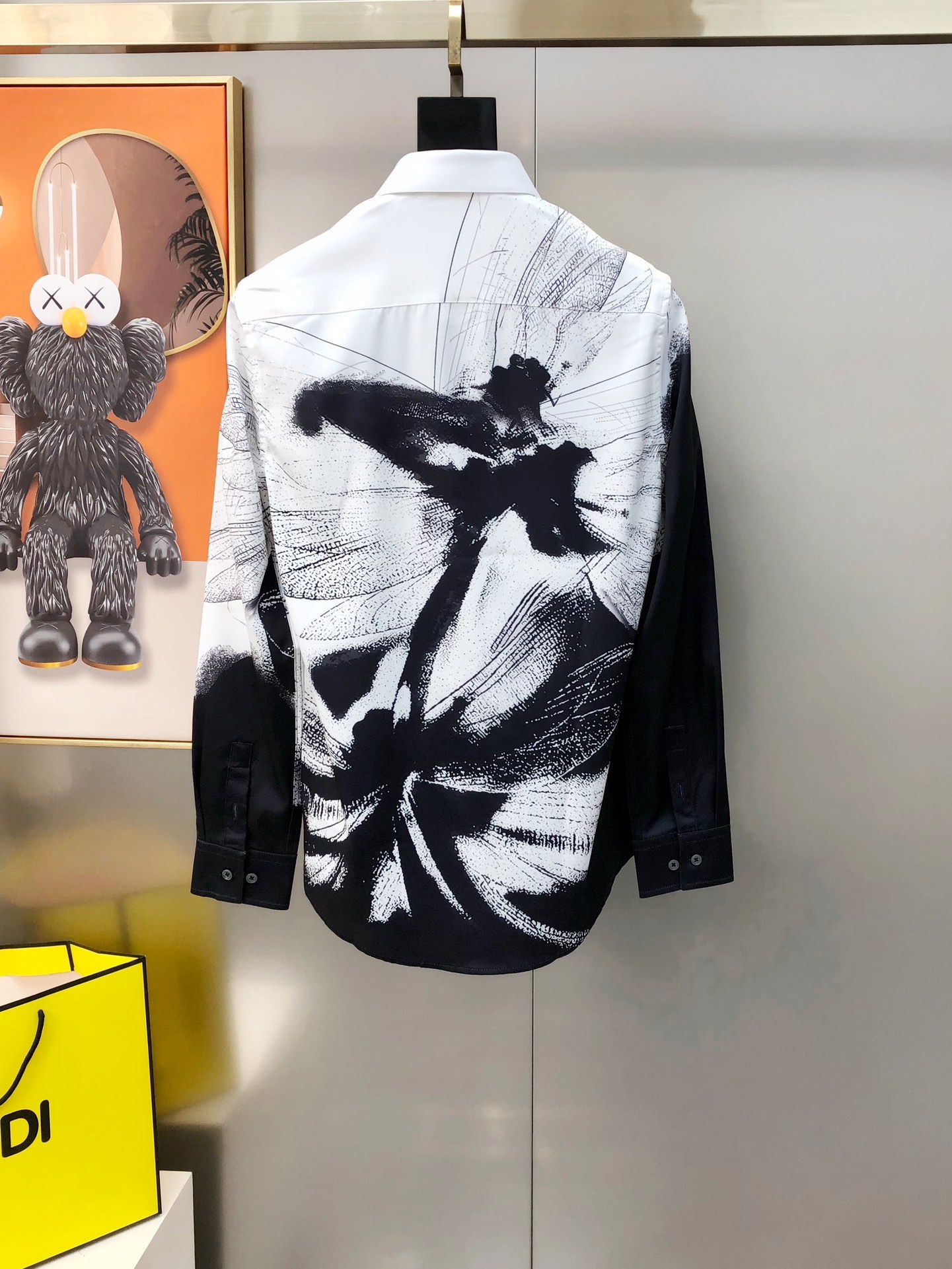 High-Fashion Men’s Long-Sleeved Shirts with Unique Design and Comfortable Fit - 图片 2