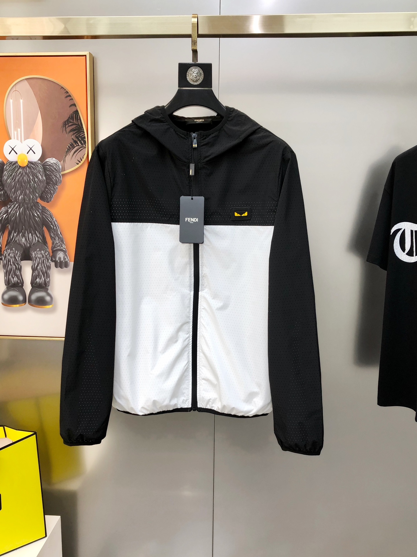 2025 Summer Men’s Jacket: Stylish Laser-Embroidered Design, High-End Polyester, Comfortable Fit - 图片 1