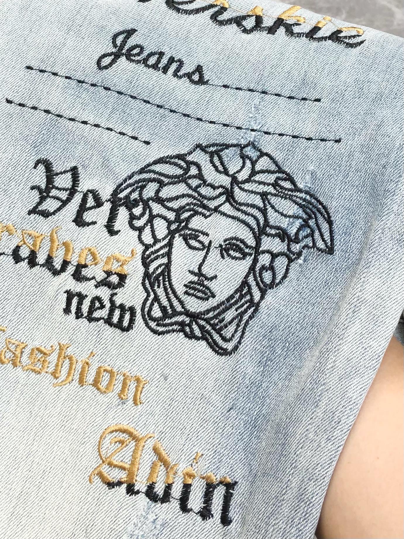 Versace 2025 Summer Men’s Jeans: High-End Custom Embroidered Design & Comfort - 图片 6