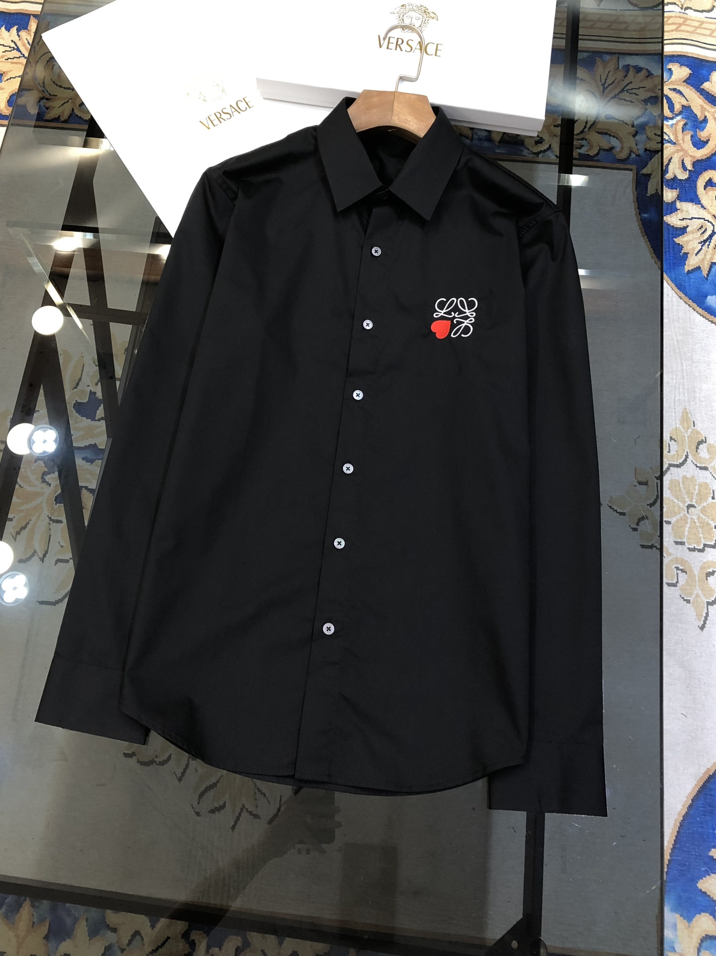 High-Quality Tailor-Made Long-Sleeved Shirts for Elite Male Customers - 图片 2