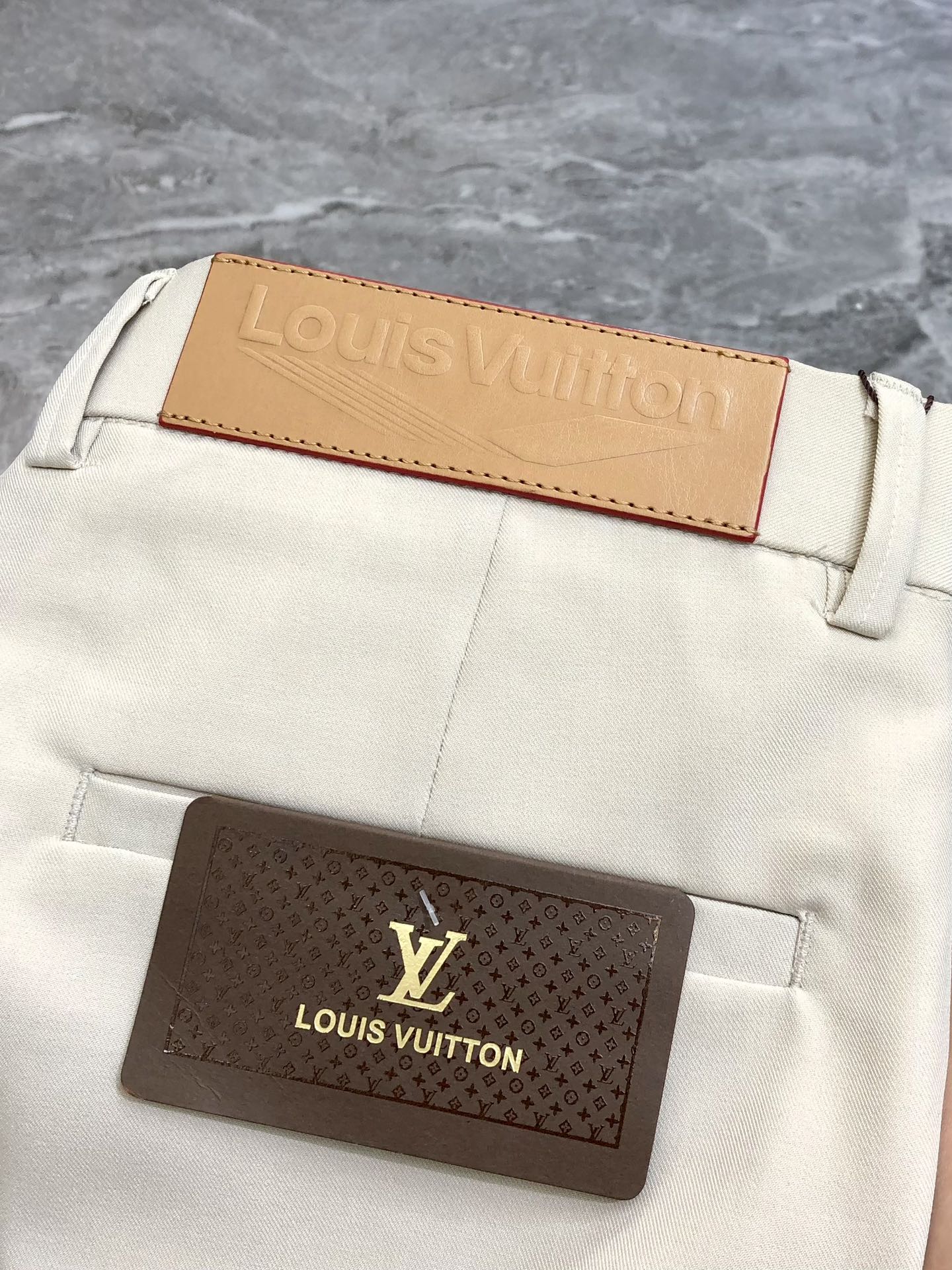 “LV Men’s Raw Cotton High-End Boxers: Customizable, Fine Quality, Business Leisure, Multiple Colors, Size 29-38” - 图片 9