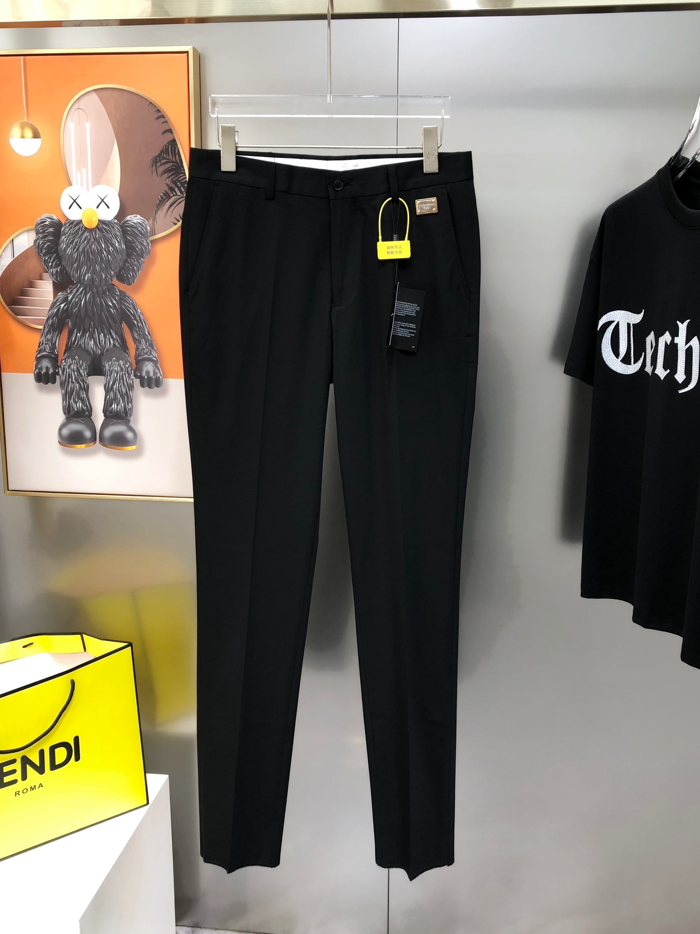 “First-Spring 2025 Men’s Commercial Leisure Pants: High-End, Simple Design in 100% Wool Cotton Blend” - 图片 2