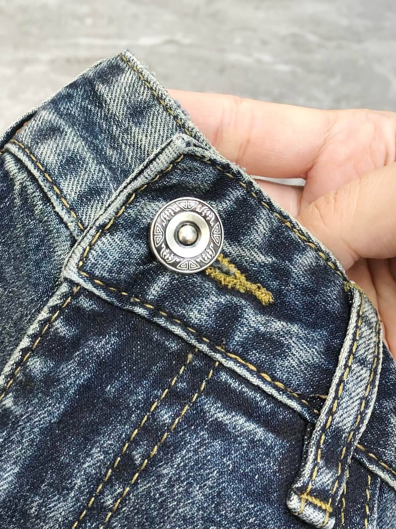 “High-End Custom Jeans with Danning Water Washed Pure Cotton Fabrics: 2025 Fashion Trends” - 图片 6
