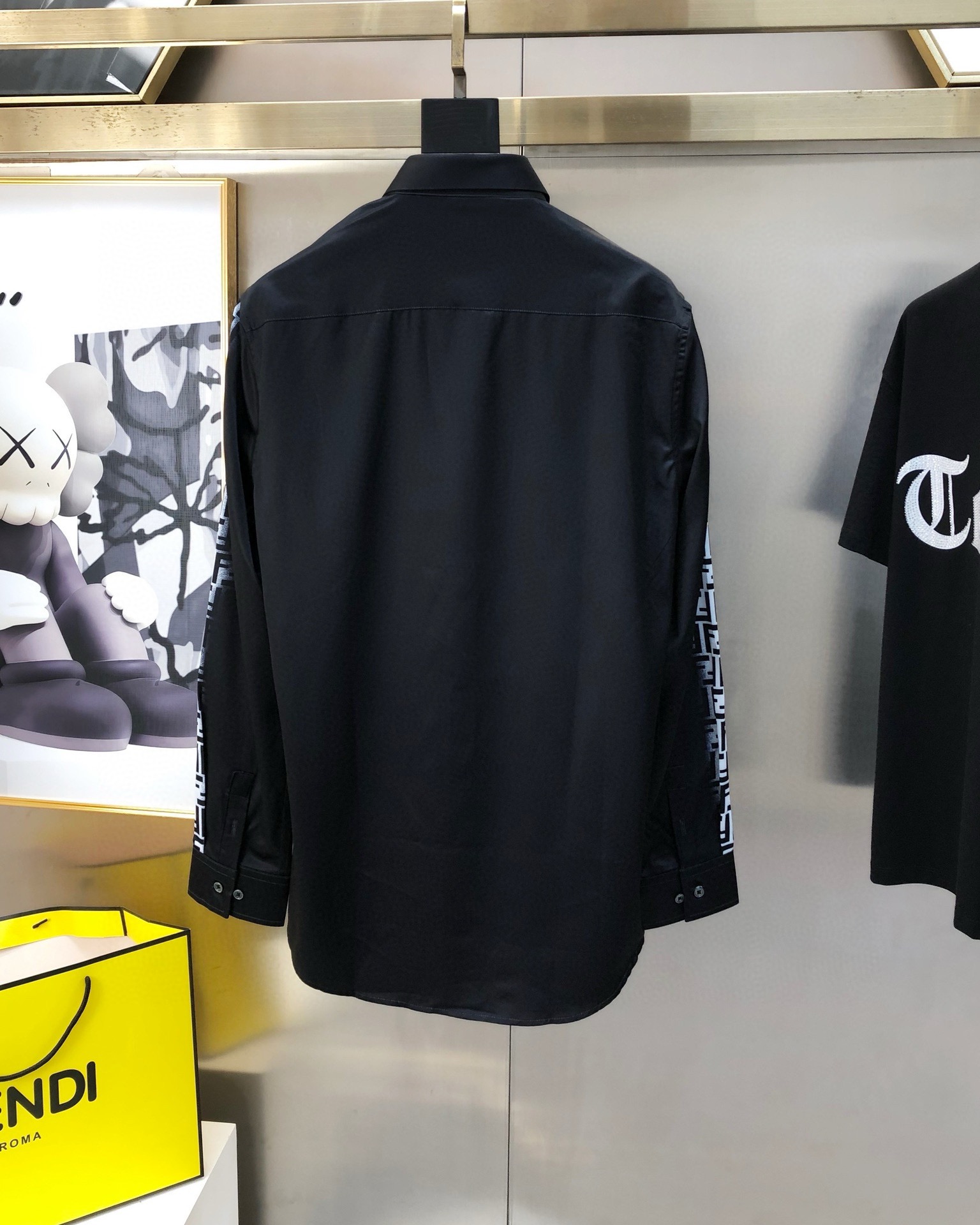 “High-Fashion Men’s Long-Sleeved Shirts with Customizable Cotton Fabrics and Unique Design Features” - 图片 8