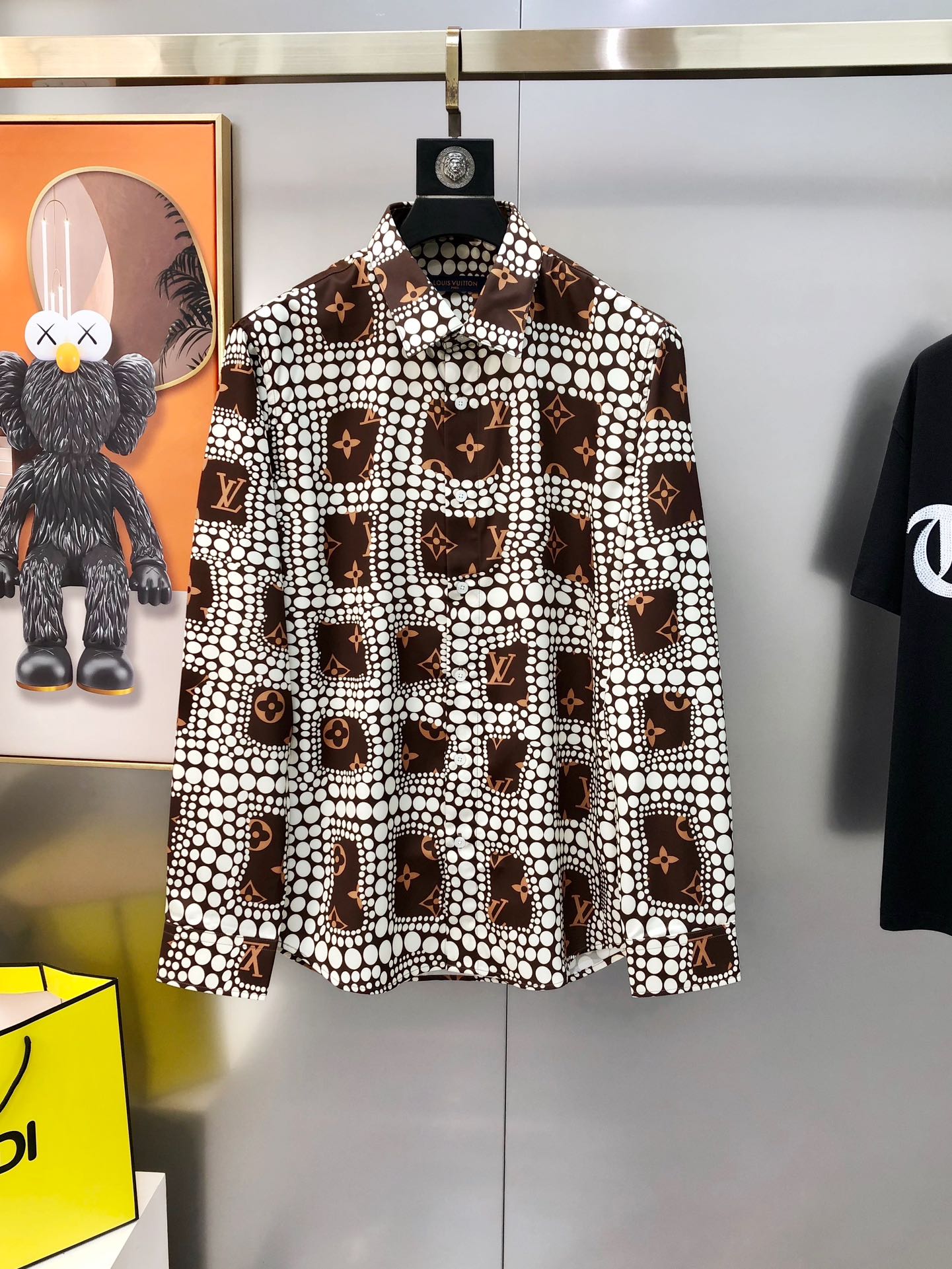 LV Louis Vuitton 205 New Long-Sleeve Shirts: High-Quality Co-Selling Fashion with Customized Designs - 图片 1