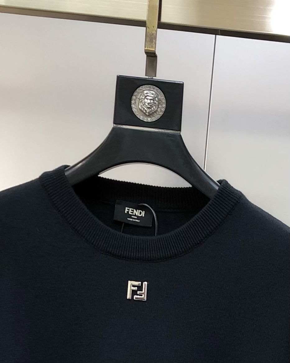“2025 High-End Men’s Sweater Collection: Custom Designs, Premium Fabric, Fast Delivery in S-XL Sizes” - 图片 3