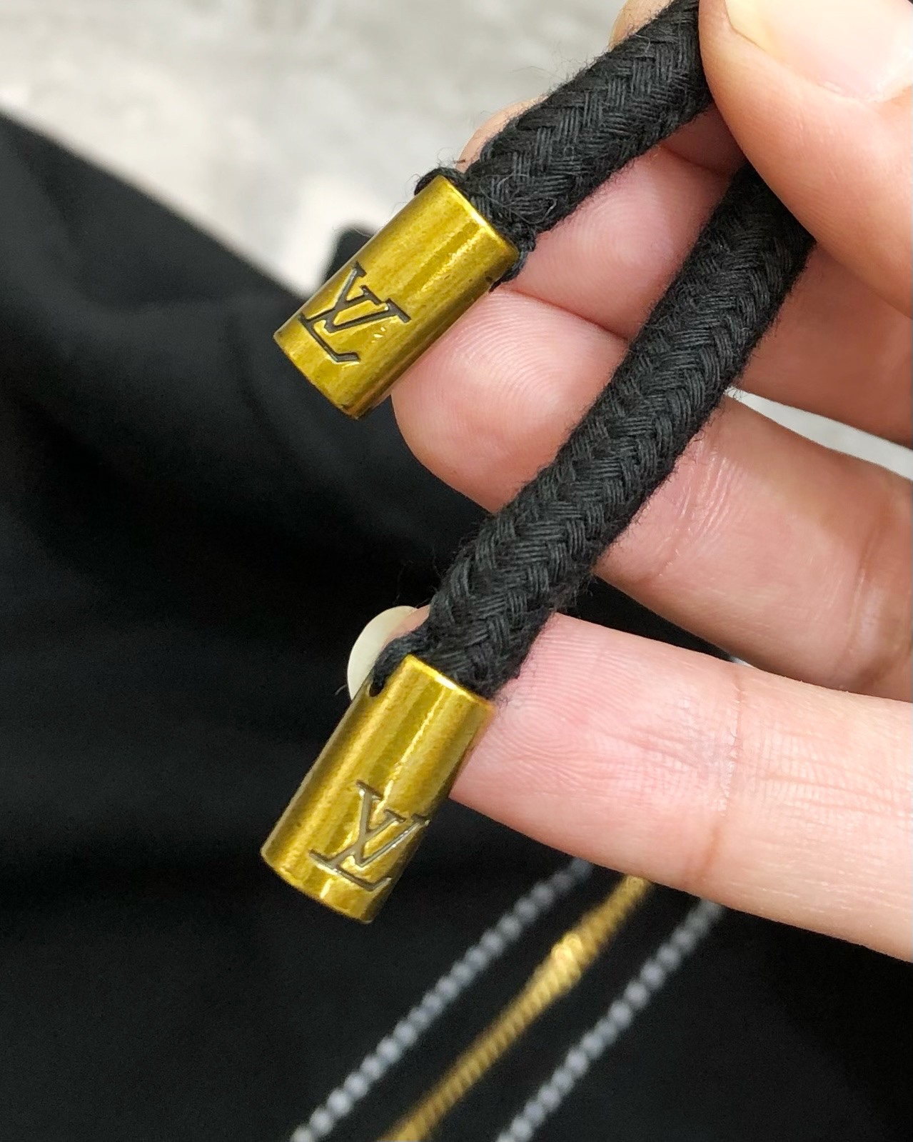 Louis Vuitton 2025 Men’s Zipper-Laced Sweaters: High-End Custom Knitwear Collection - 图片 7