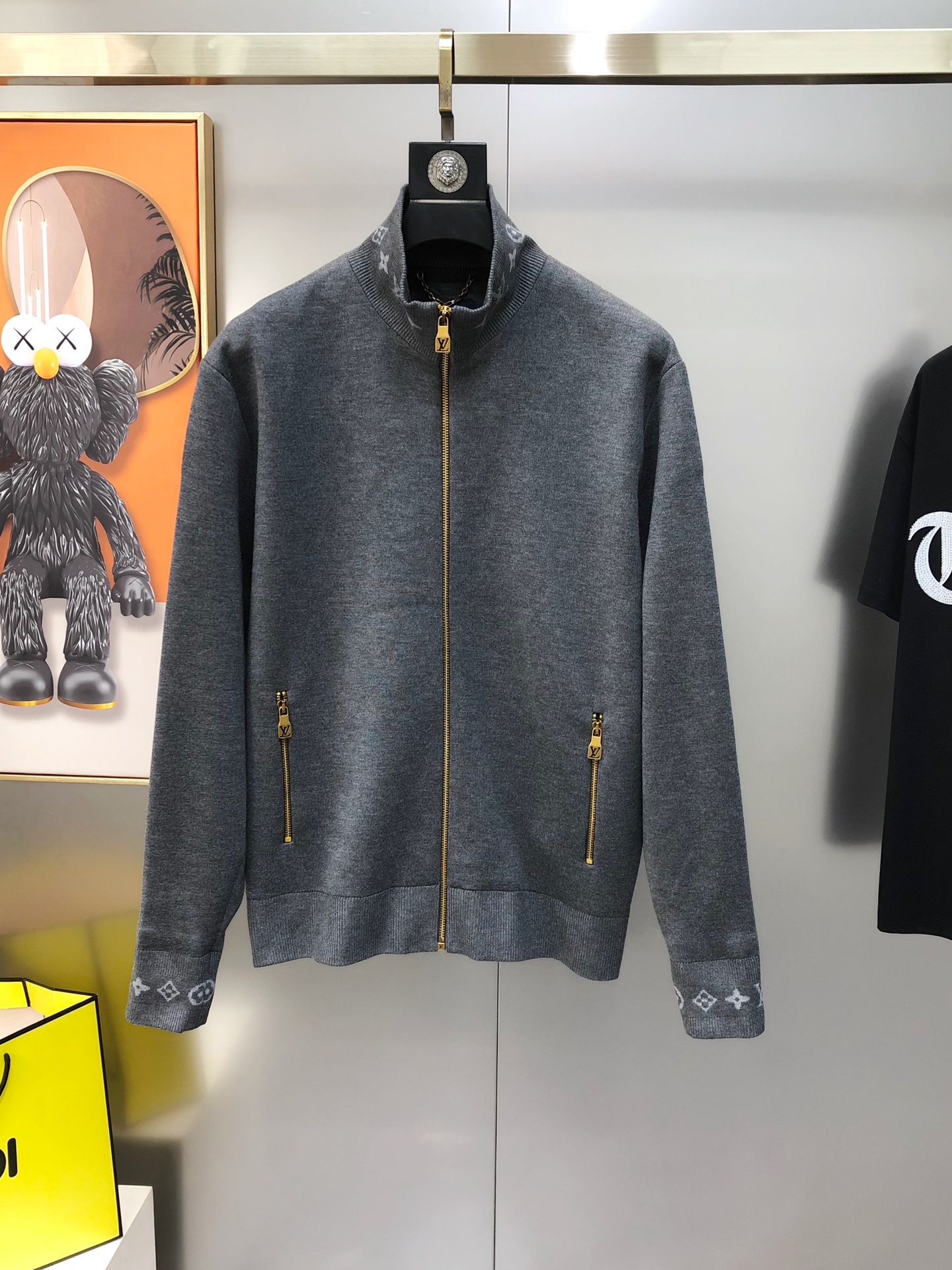“LV Louis Vuitton New Morning & Autumn Dress Jackets: Cotton Knitting Jackets Sales, Various Sizes M-3XL”