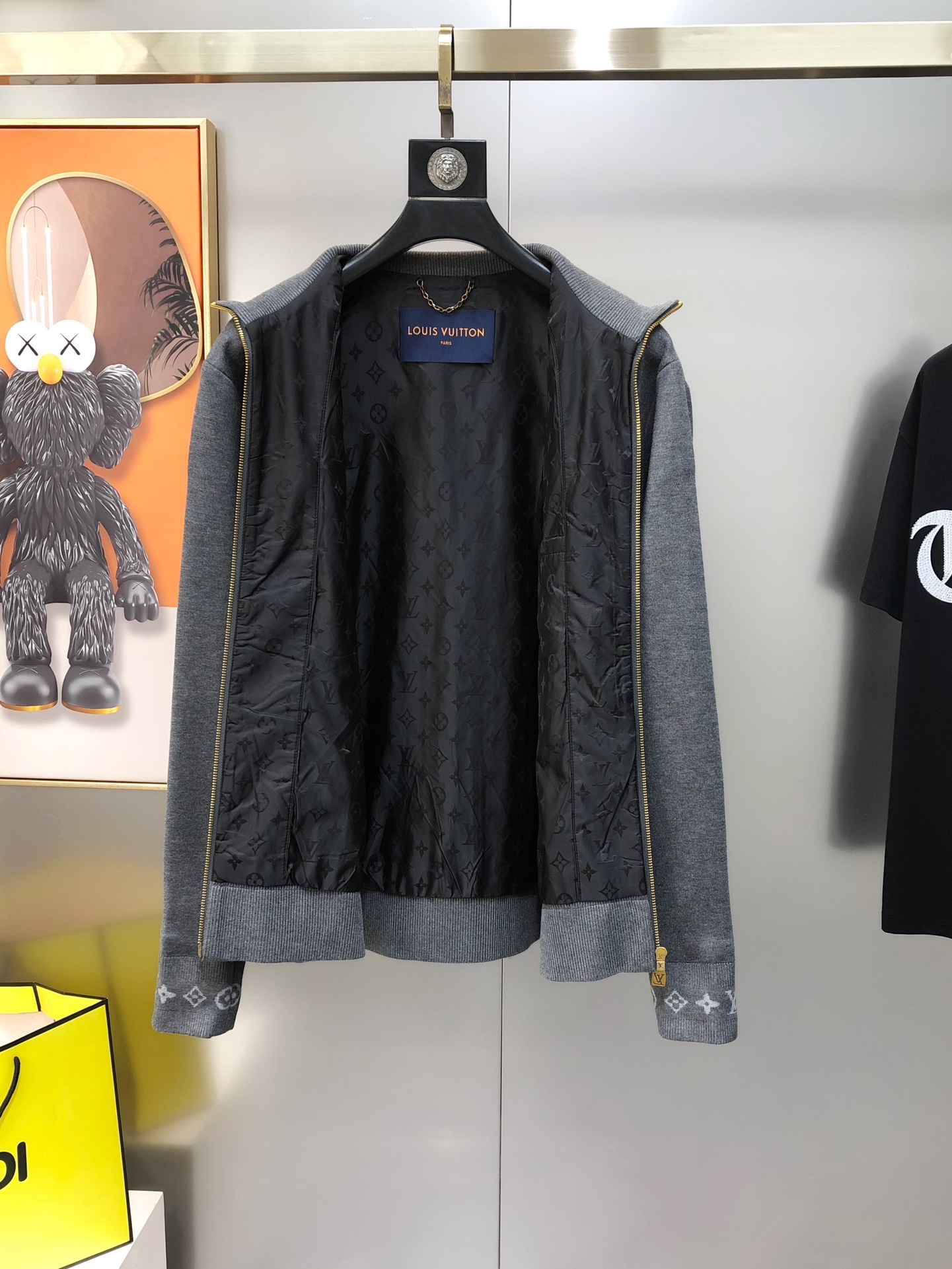 “LV Louis Vuitton New Morning & Autumn Dress Jackets: Cotton Knitting Jackets Sales, Various Sizes M-3XL” - 图片 2