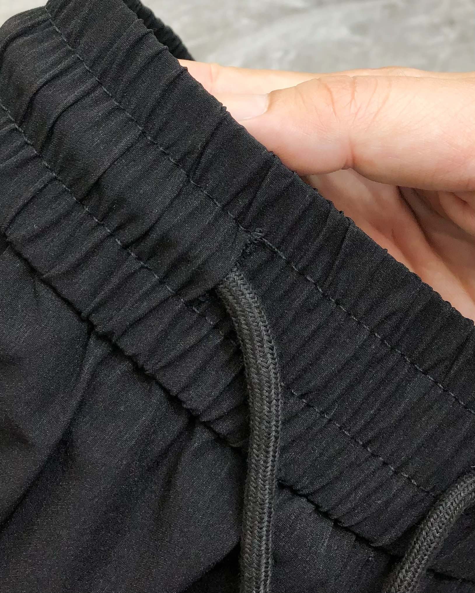 “2025 Men’s Recreational Shorts: High-End Design, Speed-Drying Fabric, Elegant & Handsome Style” - 图片 6