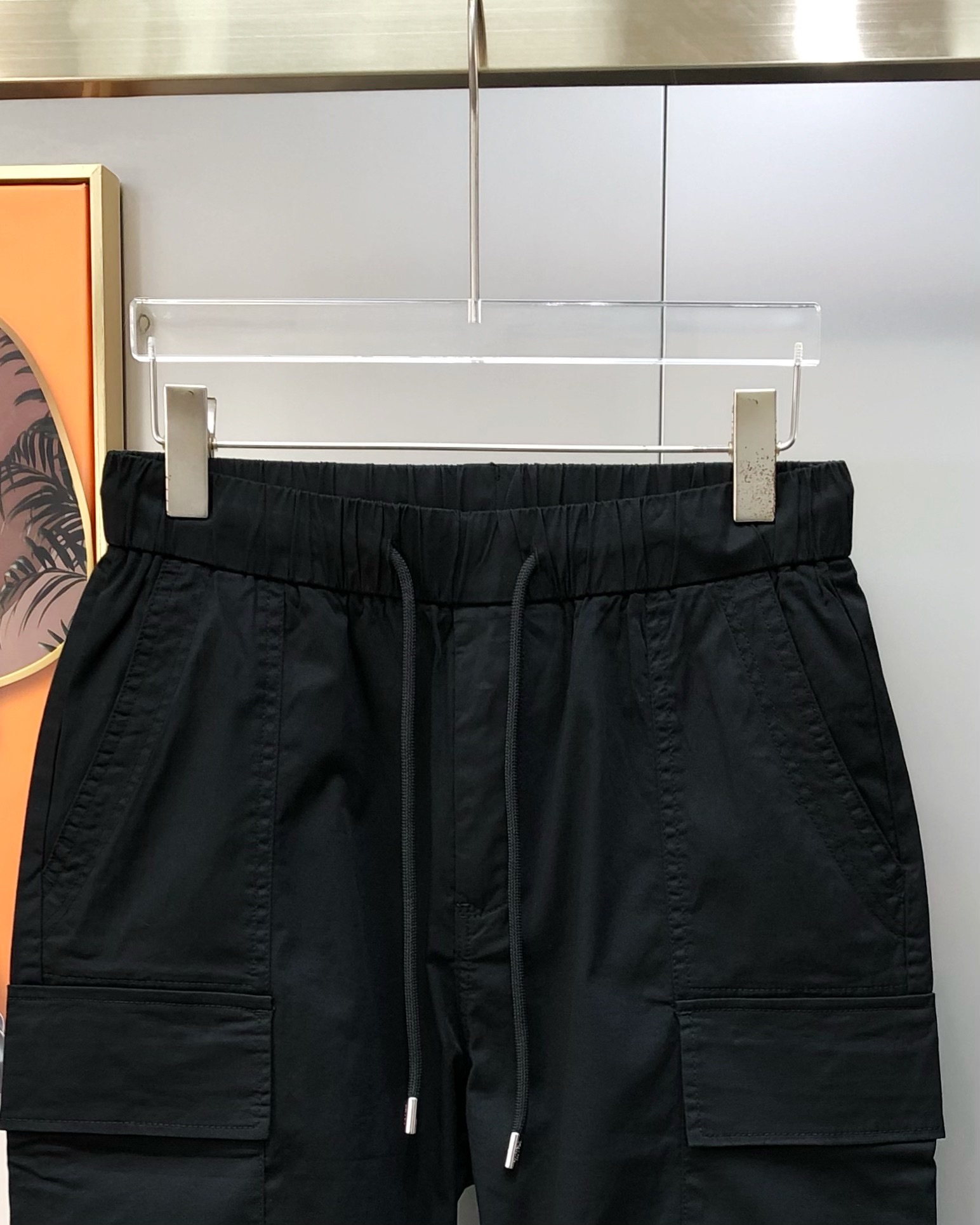 “2025 Men’s Recreational Shorts: Embroidered Logo Design, 100% Polyester, Elegant & Handsome, Size S-2XL” - 图片 3