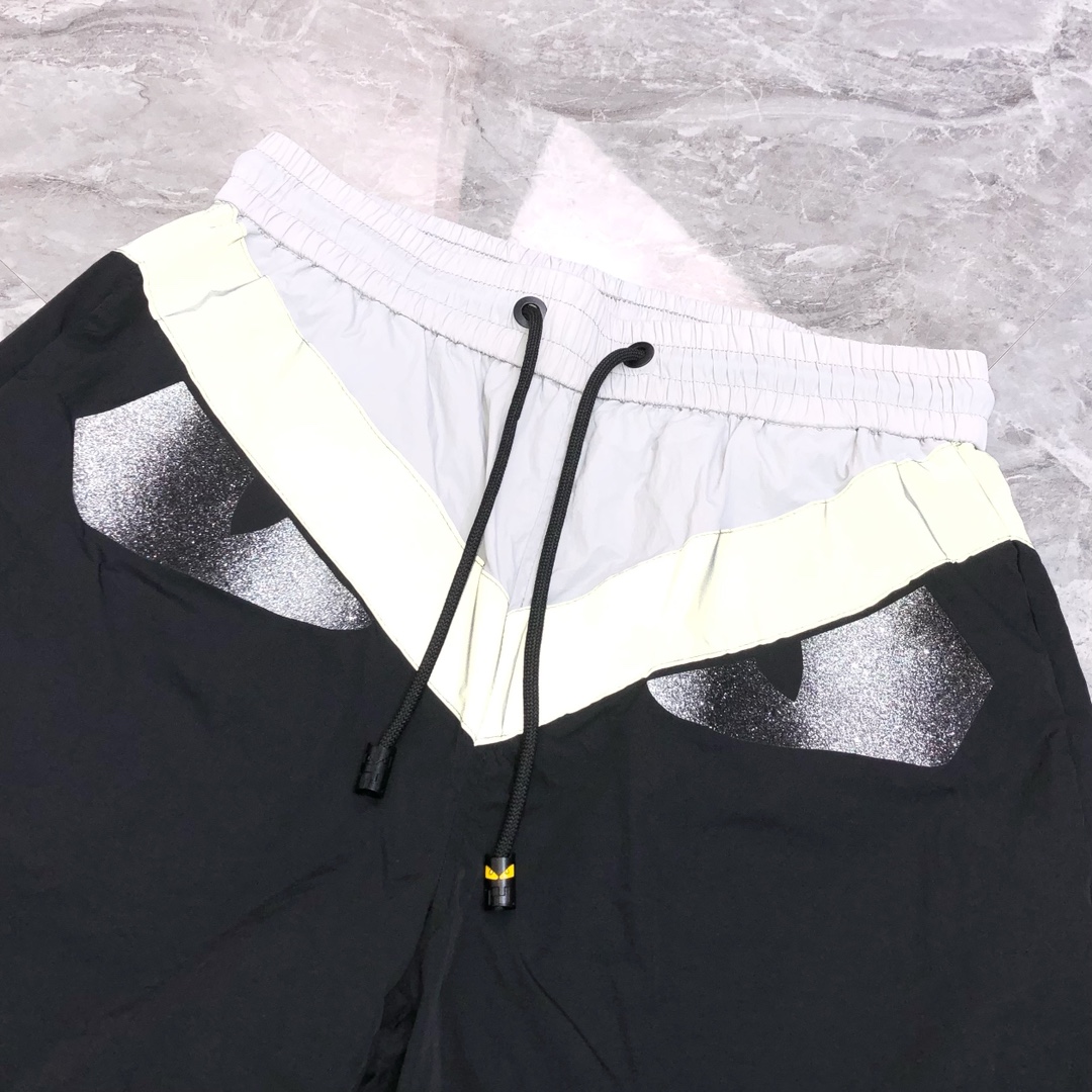 “Spring/Summer 2025 High-End Tailoring: Retro-Reflective Gel Logo Embroidery Design & Polyester Dryware” - 图片 6
