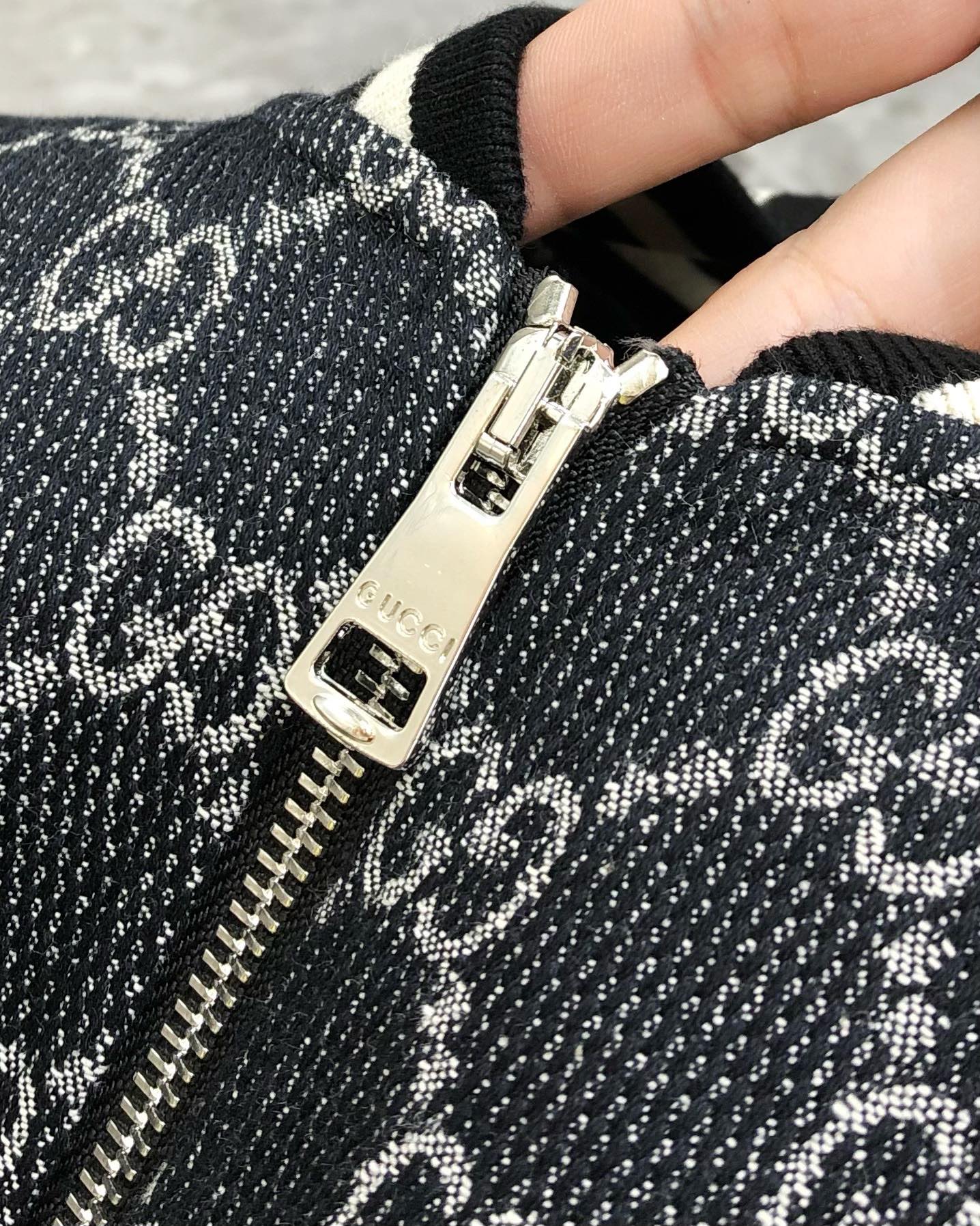 “2025 Men’s Thin Cotton Jacket by G*cci for Autumn | Co-Sale High-Sweet Style M-3XL” - 图片 6