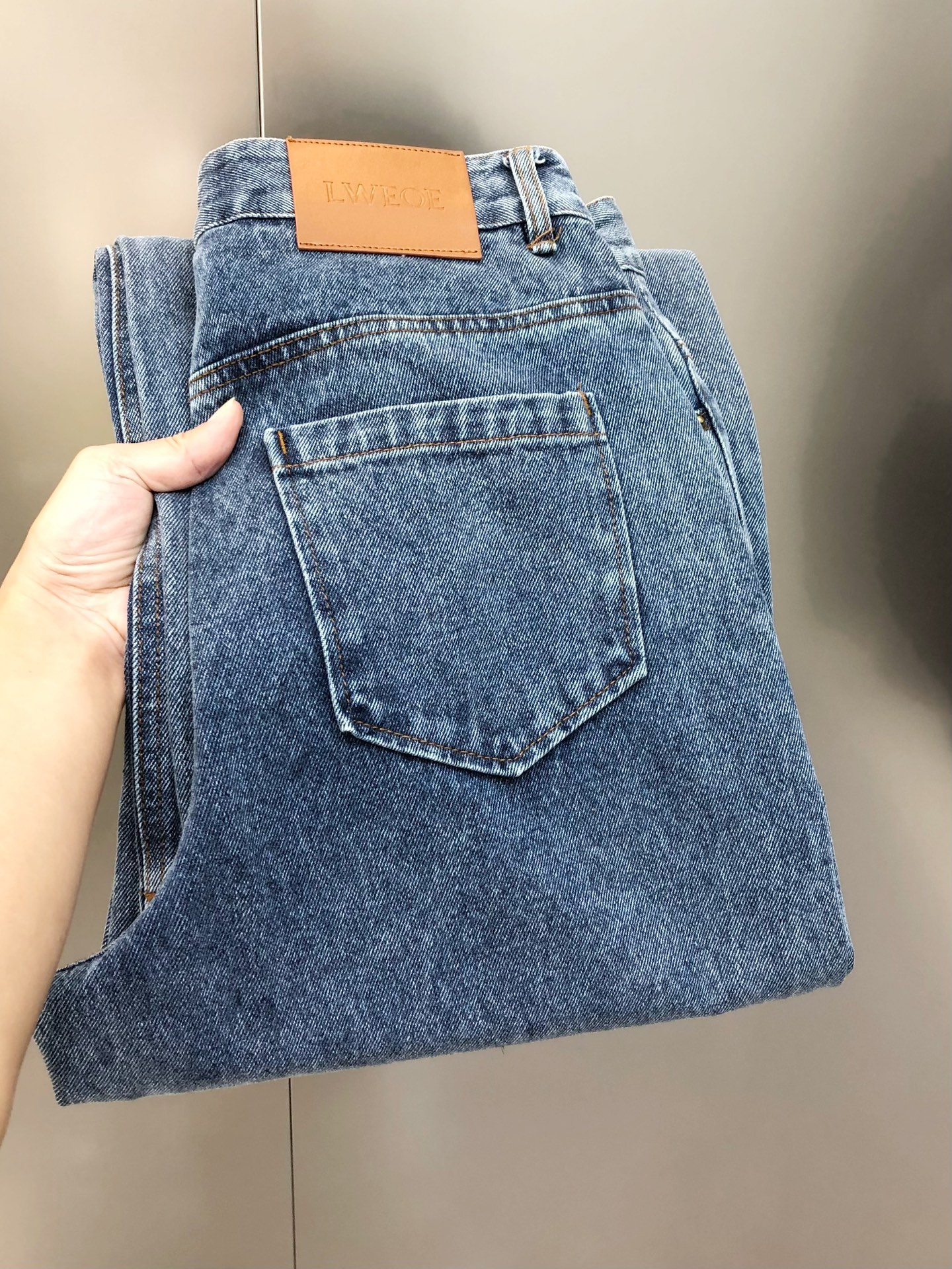 Original Danton Cowboy Cotton Fabric: Design, Quality, Comfort, and Style in Sizes S-XL from P696 L*EWE. - 图片 1