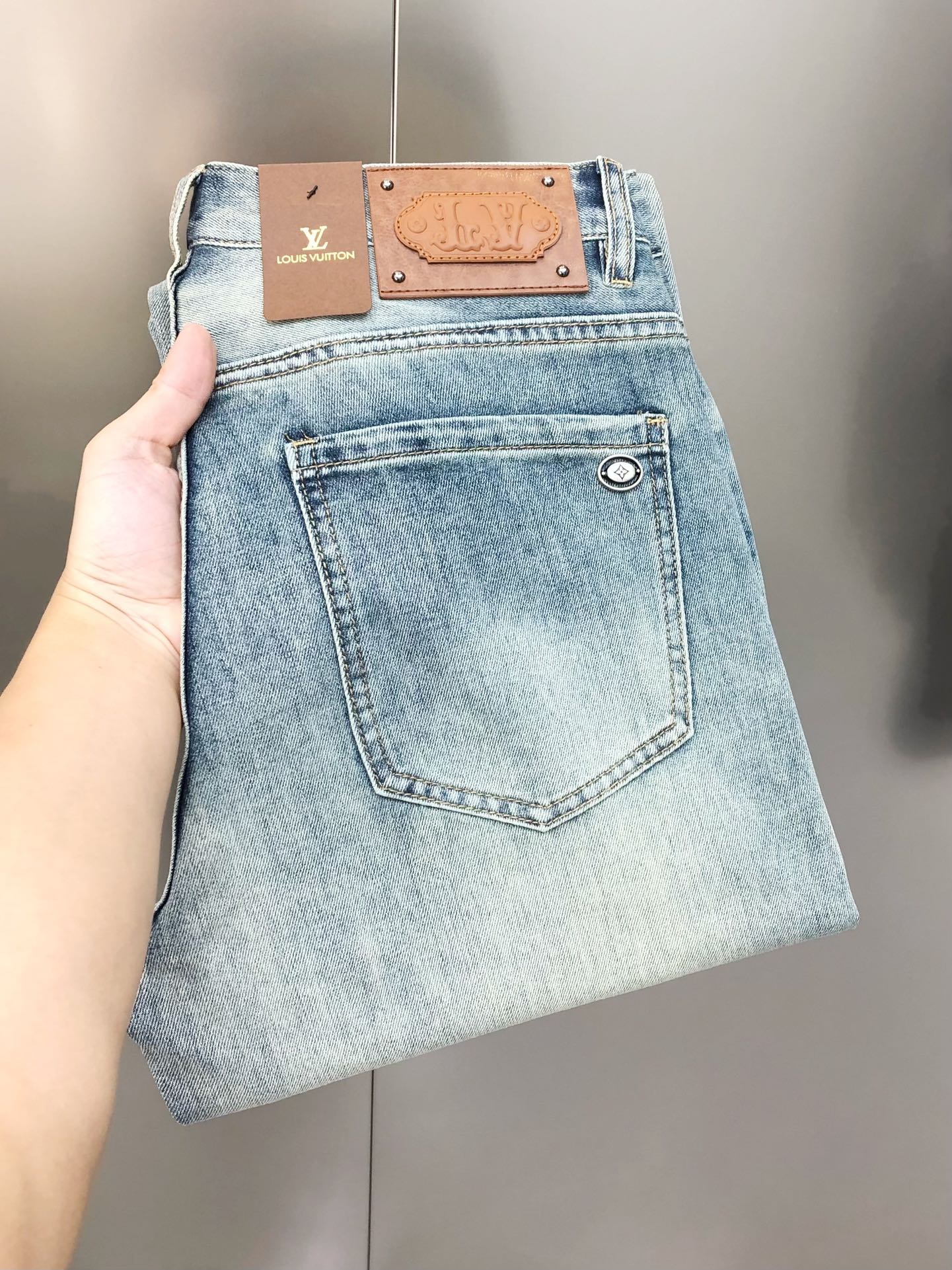 “Louis Vuitton 2025 Men’s Cowboy Panty Collection: High-Level Custom Design and Quality” - 图片 1