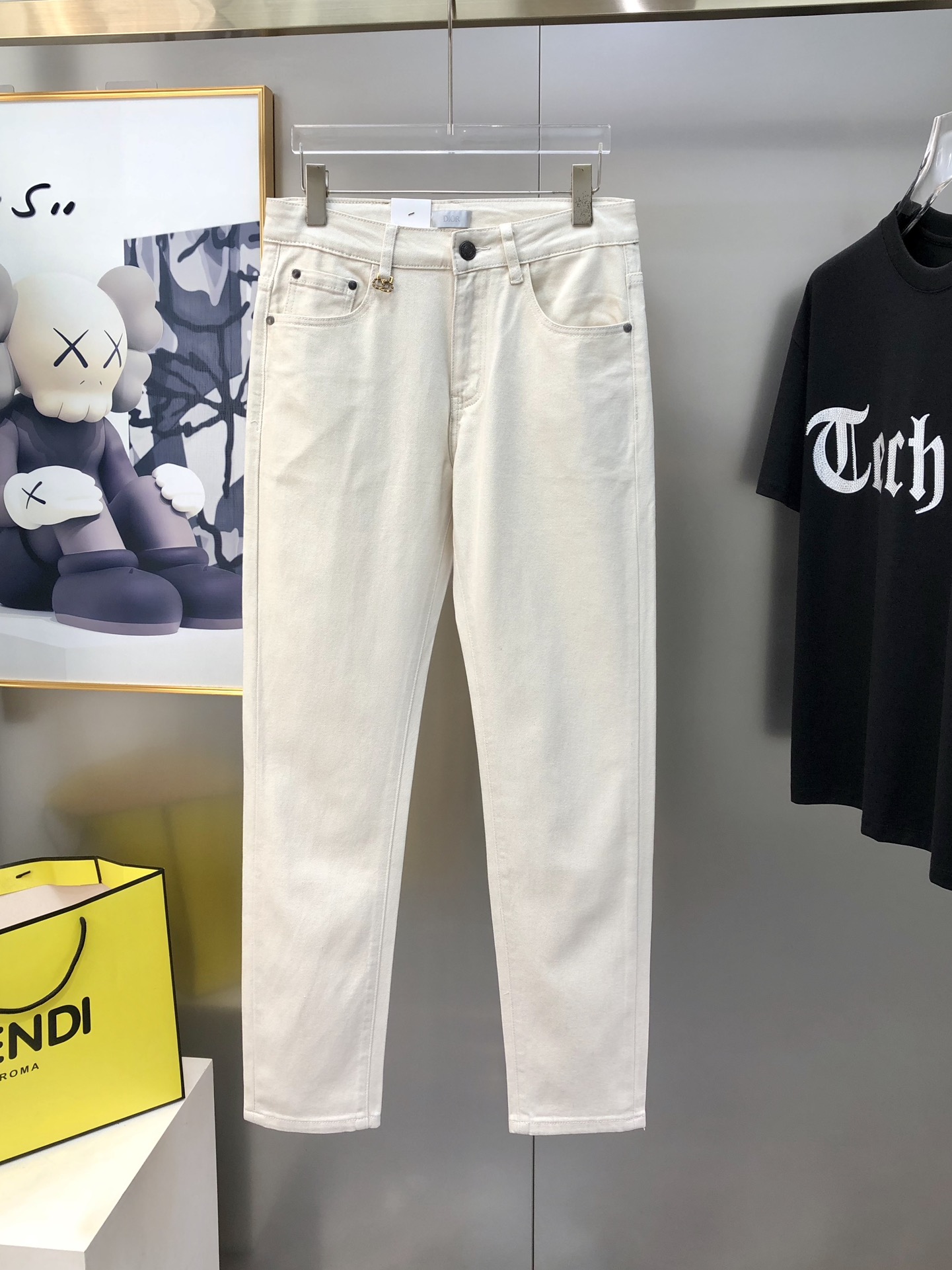 High-end custom P600 D*or Dio 2025 fashion with unique logo design, fine cotton fabrics, and various sizes available. - 图片 2