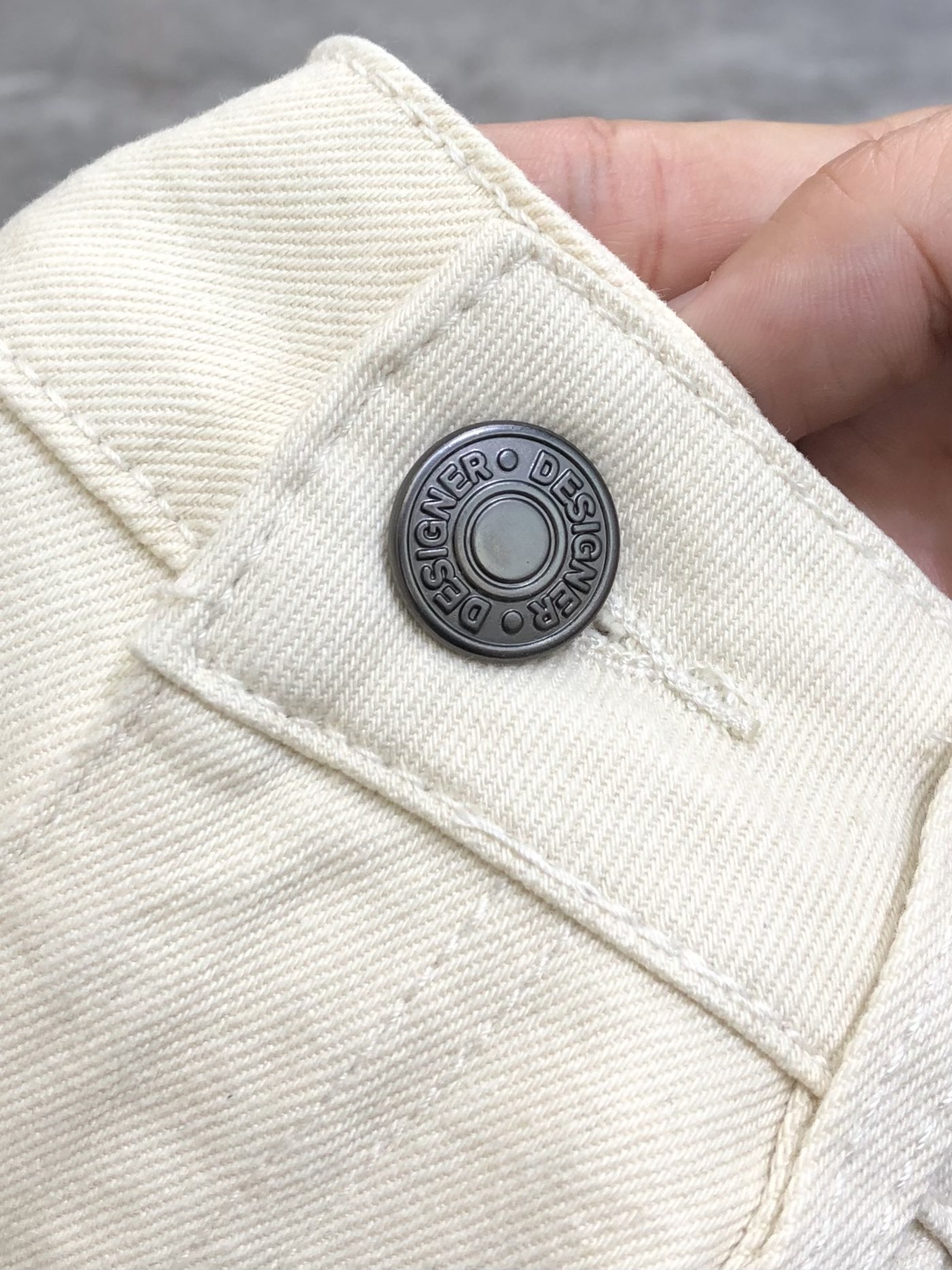 High-end custom P600 D*or Dio 2025 fashion with unique logo design, fine cotton fabrics, and various sizes available. - 图片 6