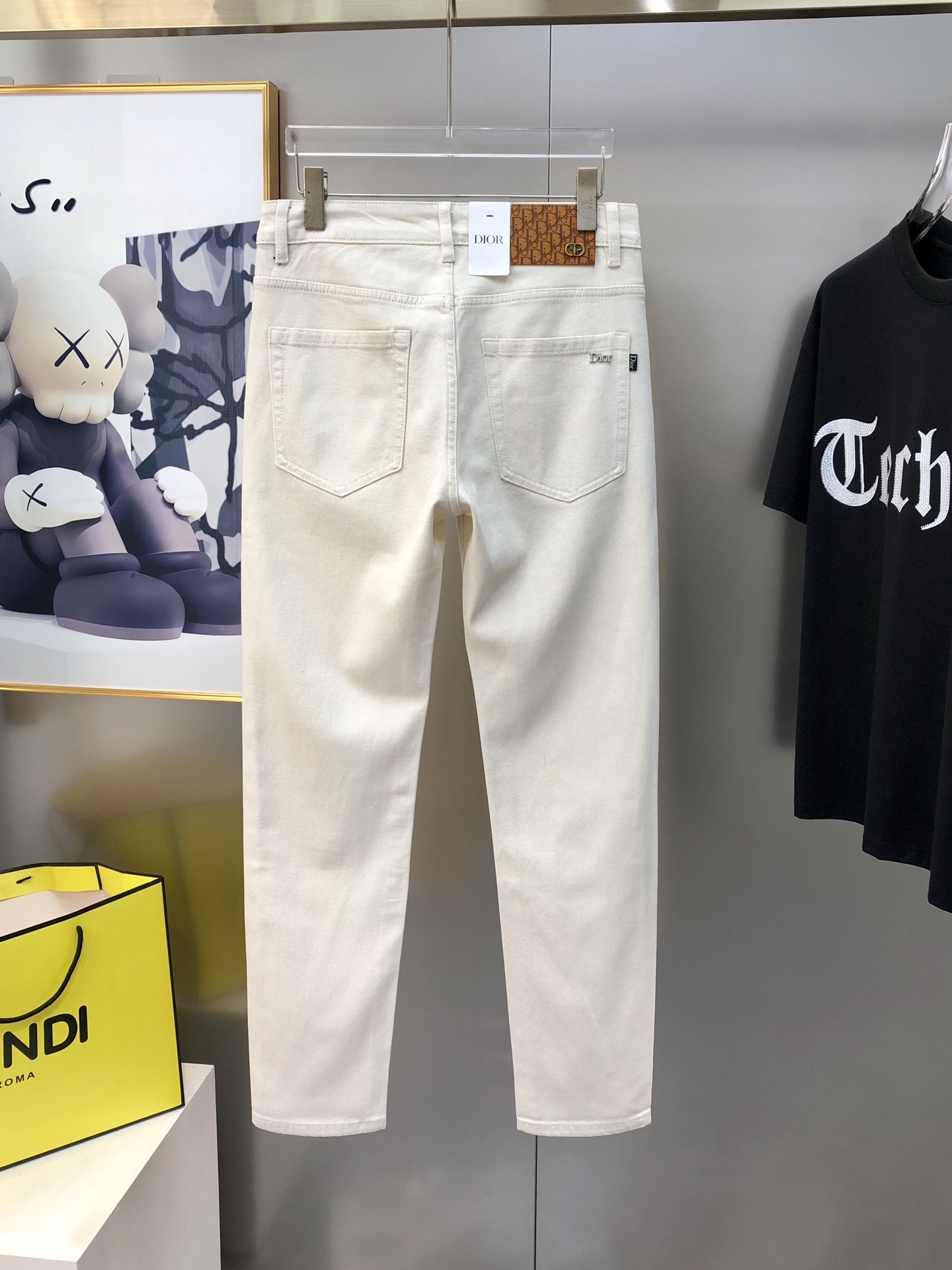 High-end custom P600 D*or Dio 2025 fashion with unique logo design, fine cotton fabrics, and various sizes available. - 图片 3