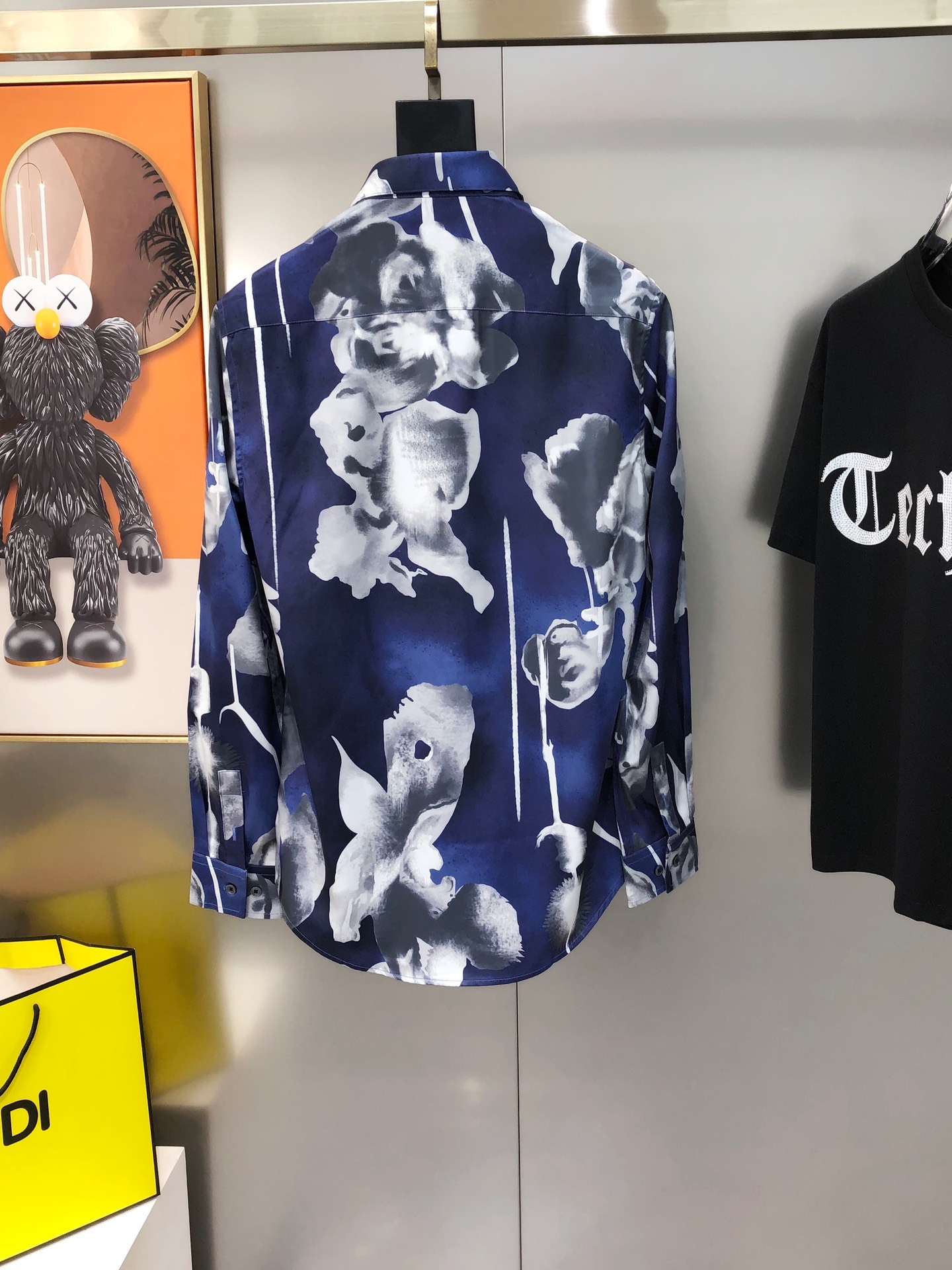 “Long-Sleeve Shirt with Double-Sleeve Design and Customized Features for Skin Comfort” - 图片 2