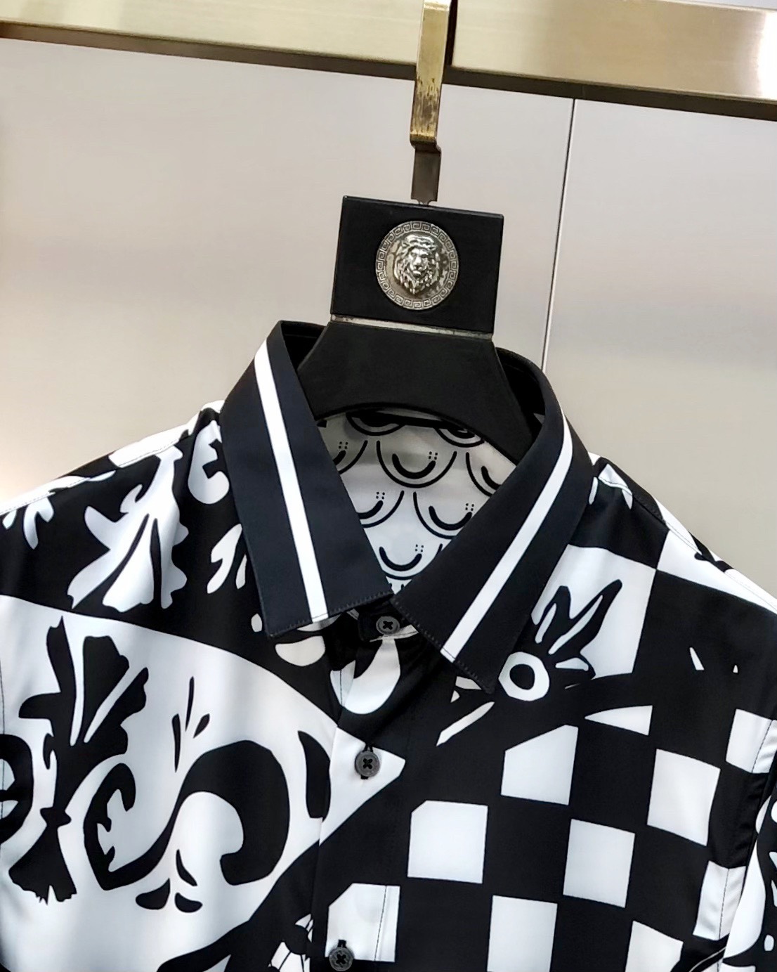 “High-End Men’s Long-Sleeve Shirt with Digital Printing Logo Design and Customized Cotton Fabrics” - 图片 4