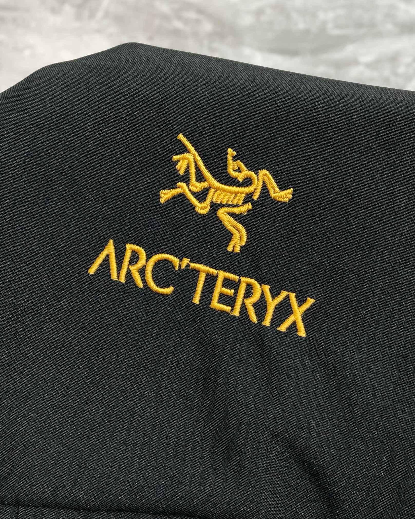 2025 Original Man’s Jacket: Stylish Design, Polyester Fabric, Comfortable Fit. - 图片 6