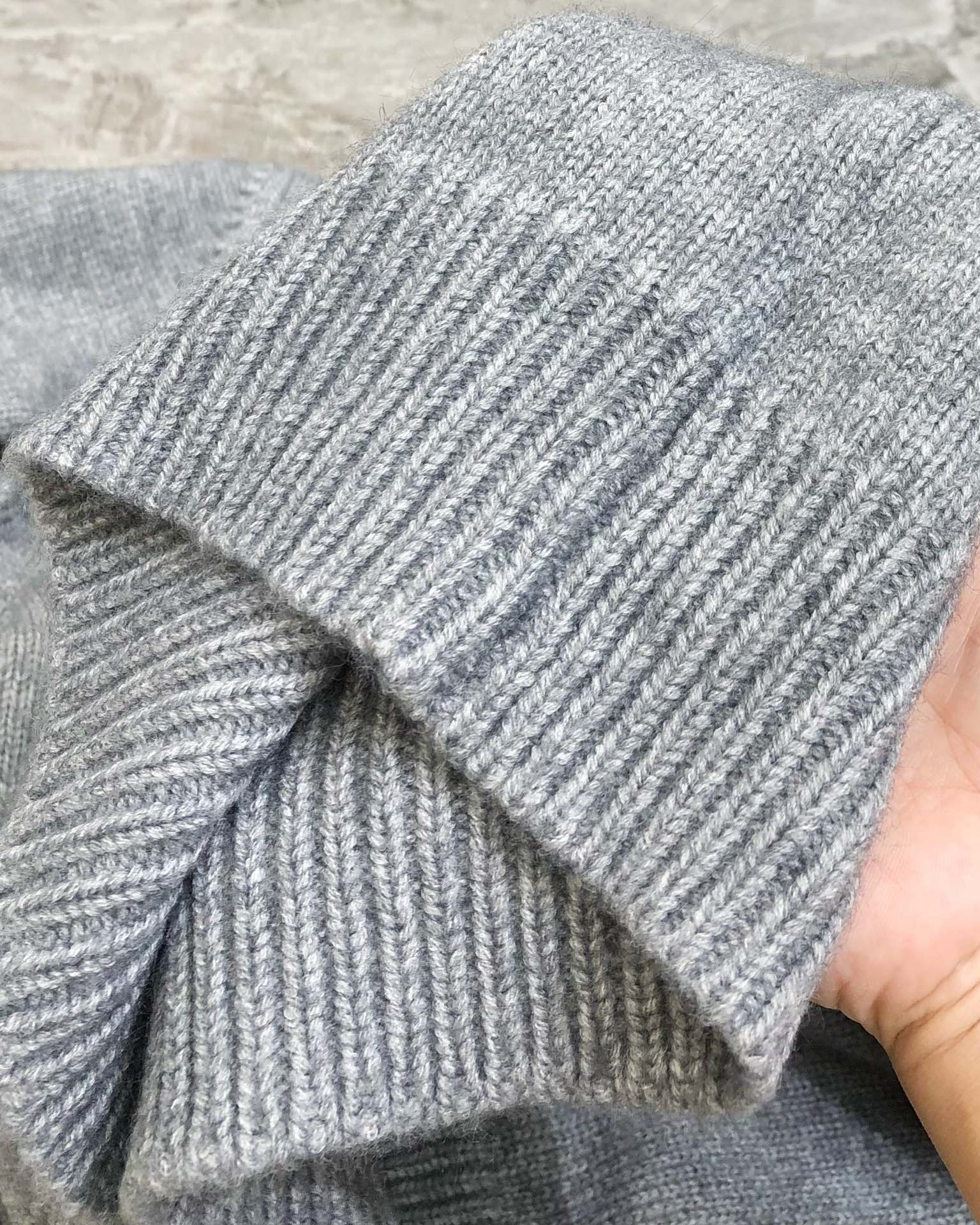 Title: Barbo 2025 Men’s Sweaters Collection: High-Quality Fashion with Custom Velvet Cotton Designs - 图片 7