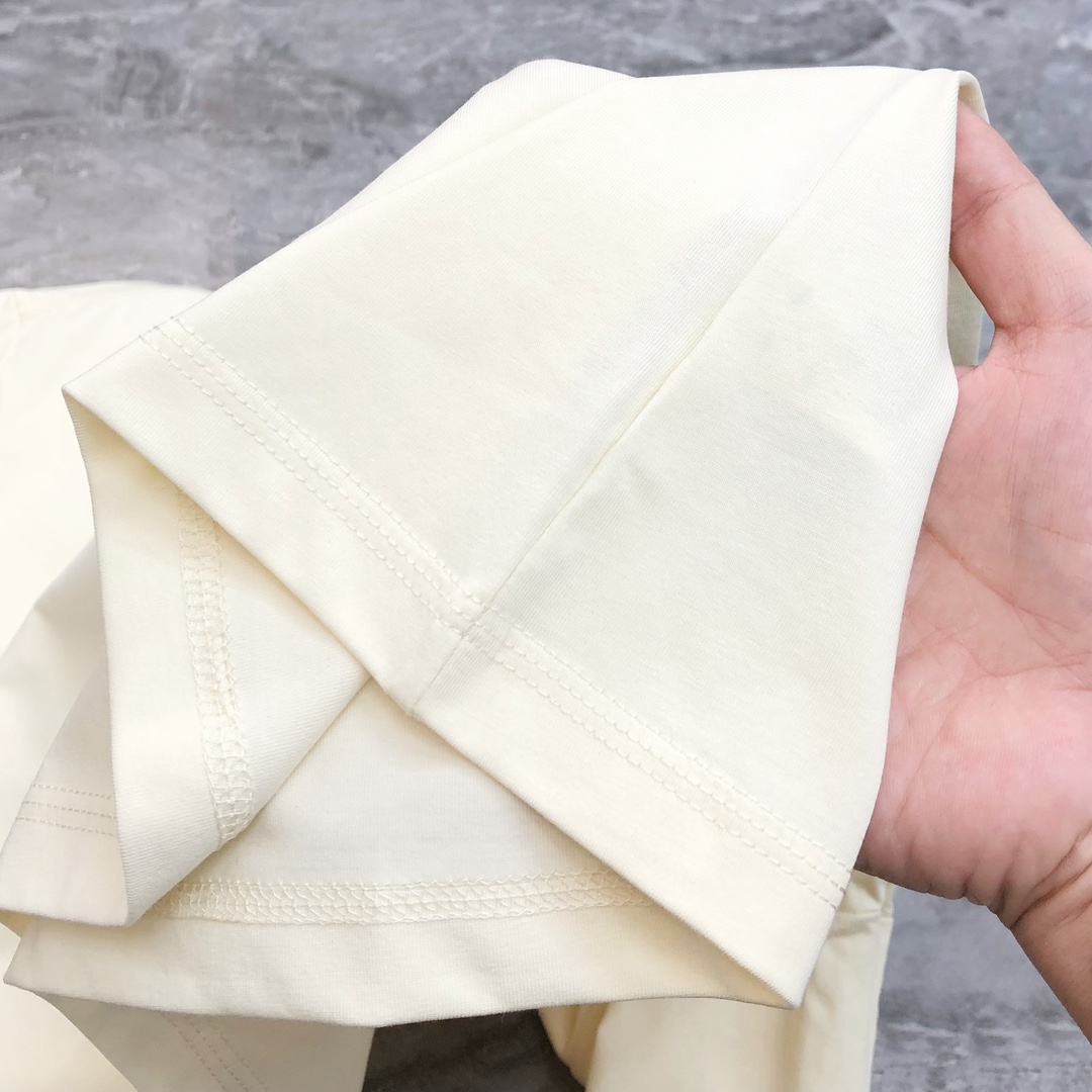 BURBE** 巴宝莉2025春夏新款原单男士圆领短袖T恤 🔥专柜同步售卖 ✨✨高端品质 高版本 爆款✨