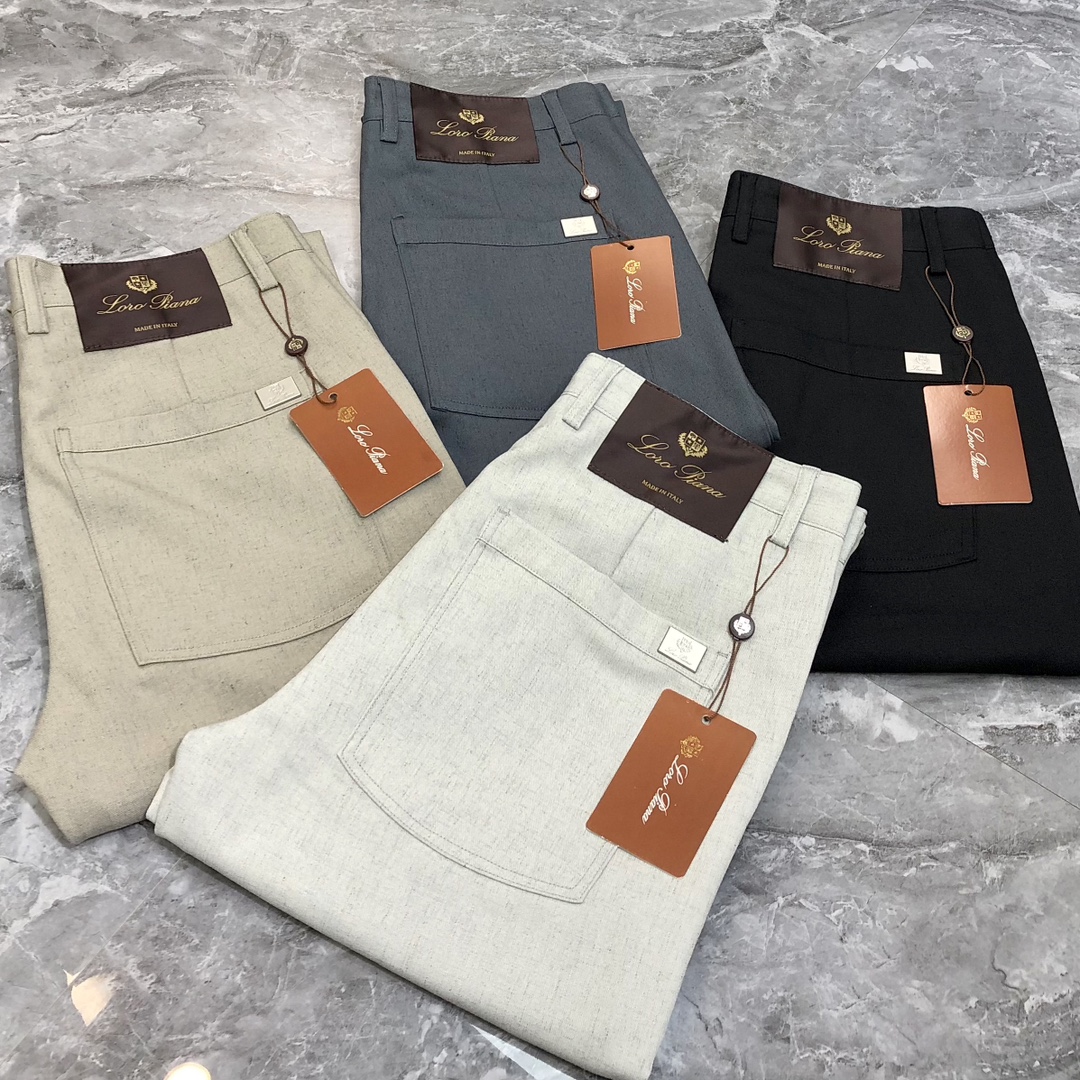NO:729237,LP Nuoyoupanya 2025 spring and summer new original men's business casual trousers are sold simultaneously at the counter. High-end goods, simple, elegant and versatile. Straight-leg slim fit. Logo design on the rear trouser pocket. Customized original imported pure cotton fabric. The fabric is delicate and super soft!  The upper body is in good shape but not tight, so you will fall in love with it and buy it immediately!  The overall appearance has no embellishment design!  Customized original full product accessories!  Simple and simple, the factory makes fine workmanship, business and leisure, sizes 29-38, 35 available, 37 available, next day shipping, 4 colors available, loro piana,19860909LP 诺悠翩雅2025春夏新款原单男士商务休闲裤西裤 柜台同步售卖 高端货 简洁大方百搭 直筒偏修身版型 后裤袋logo标设计 定制原版进口纯棉面料 面料细腻、超柔软！上身型好、却不绷紧,让你一眼就入心、一眼就入手！外观整体无多点缀设计 ！定制原版全品辅料！简简单单,代工厂精细做通勤款、商务休闲皆可 尺码29-38码 有35,无37隔天出货 4色可选,,loro piana,,Men's clothing