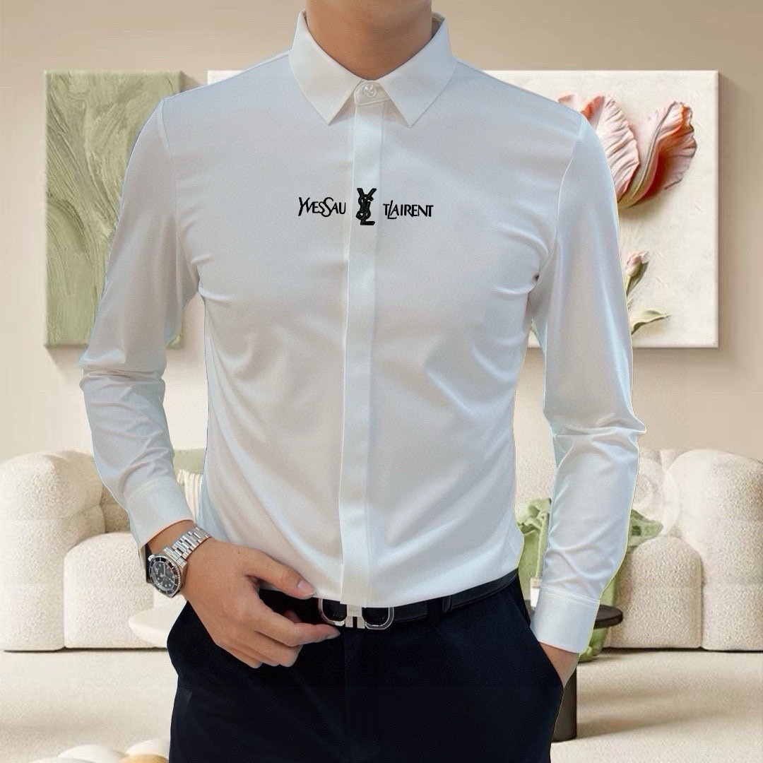 NO:595575,YSL Yves Saint Laurent 2025 new men's original casual long-sleeved shirt is on sale simultaneously on the official website. Simple, fashionable and versatile, high-end quality seamless cutting edge, printed letter logo pattern design, custom imported nylon tencel cotton fabric, high elasticity, no wrinkles, custom hardware accessories, comfortable to wear, breathable, high grade and texture, simple and decent, fashionable without losing personality, casual and casual upper body, handsome and stylish  Shows the temperament of a big brand. Sizes M-4XL (the maximum wear is about 195 pounds. Please state your height and weight when placing an order). Ships next day, saint laurent, saint laurent, shirts, alexander wang19860909YSL 圣罗兰2025新款男士原单休闲长袖衬衫 官网同步发售 简洁时尚百搭 高端品质无缝切割包边 印胶字母logo图案设计 定制进口锦氨天丝棉面料 弹力大 不起皱 定制五金辅料 穿着舒适 透气 档次高很有质感 简单大方得体 时尚不失个性 上身休闲随性 帅气有型 彰显大牌气质.尺码M-4XL（最大可穿195斤左右 下单请报身高体重)隔天出货,,saint laurent,saint laurent,shirts,alexander wang,Men's clothing