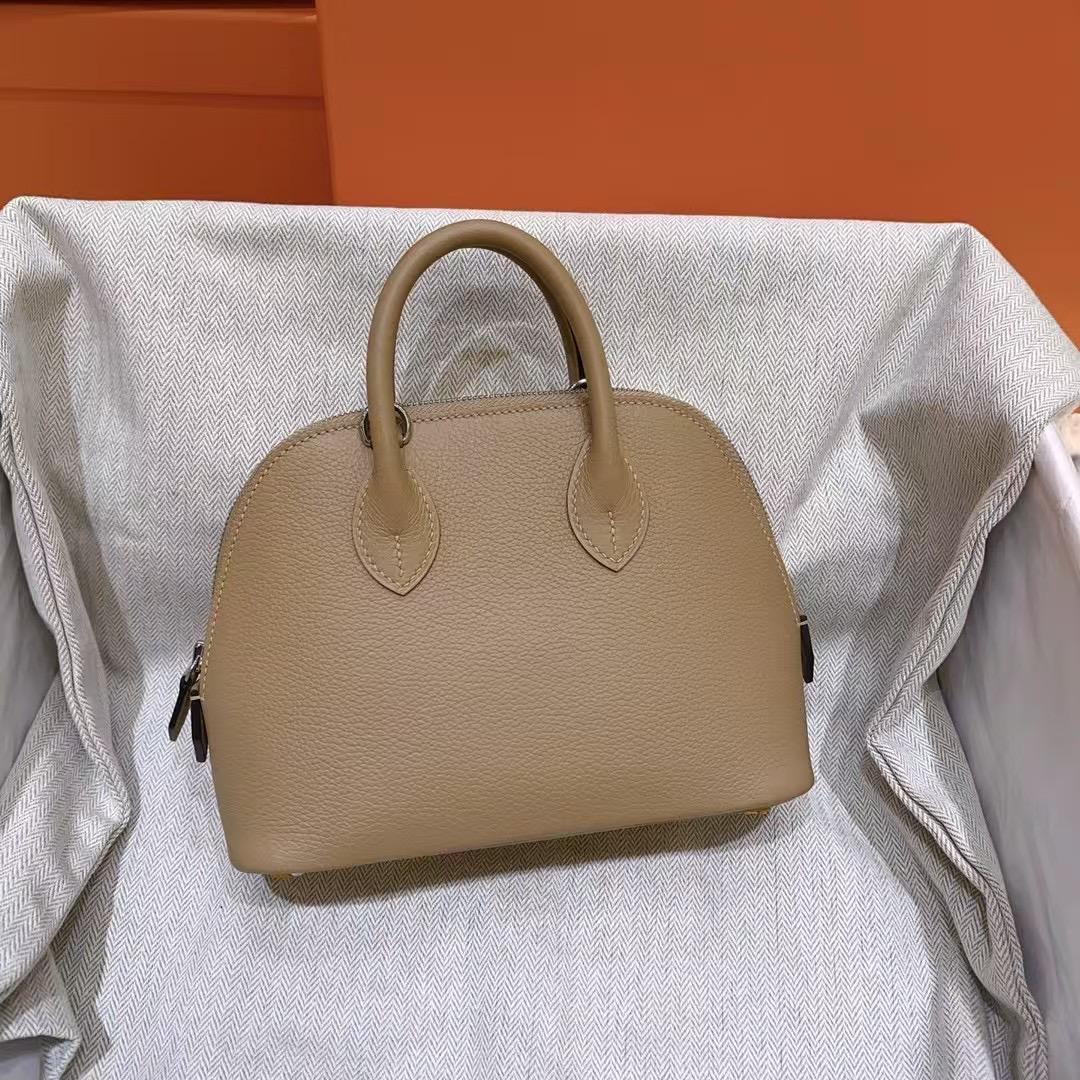 NO:699236,Pattern sewing Evercolor milk tea Mini Bolide silver buckle, Hermes,19860909对版缝Evercolor 奶茶色 Mini Bolide 银扣,,Hermes,,Bag