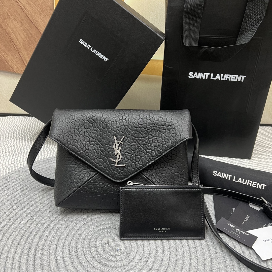 Yves Saint Laurent in linea
 Borse Messenger Nero Unisex Pelle di pecora