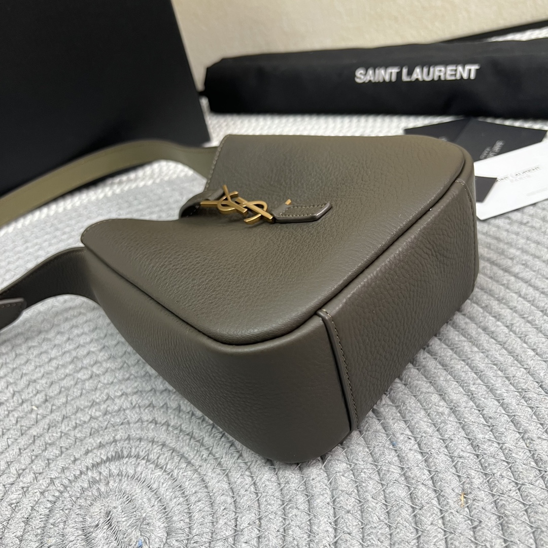 Saint Laurent YSL LE5 A 7 Soft Mini Hobo