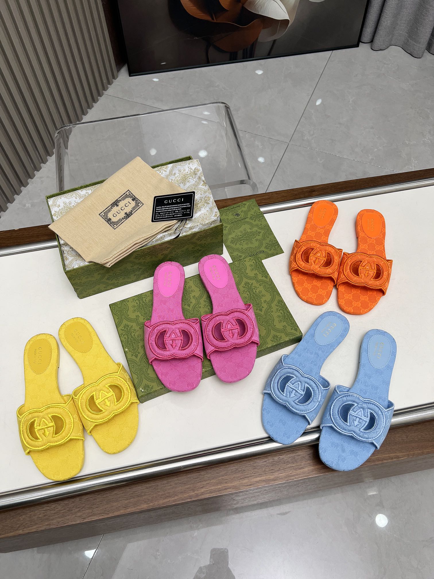 NO:225531,Guqi official website synchronizes the new double G cloth embossed slippers high version 1:1.35-43., slippers, slippers19860909古奇官网同步新款双G布压花拖鞋高版本1:1.35-43.,拖鞋,slippers,Women's Shoes
