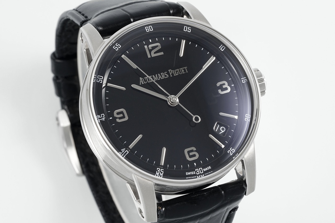 [Audemars Piguet Watches]This Size setting makes this watch suitable for both