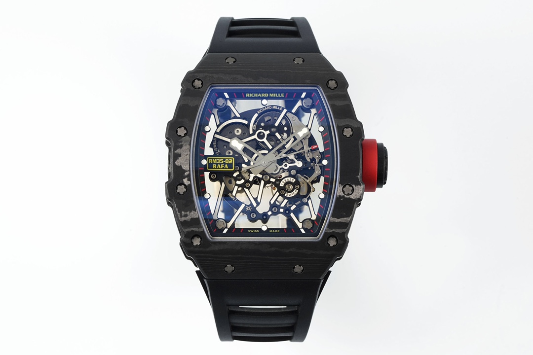 NO:383963,Aps new rm35-02 Richard Mill RM 35-02 RM 35-02 is a watch collaboration between Richard Mill and tennis star Rafael Nadal. It is designed for high-intensity sports, continuing the brand's concept of 'extremely lightweight' and 'impact resistance'. RM 35-02 further optimizes the movement structure and material. 1. Material Aps The case is made of NTPT carbon fiber material, which is extremely light and impact-resistant. The NTPT pattern is compared with the original large pattern, which is more rough. 2. Movement Aps is equipped with a custom Dandong integrated machine RMAL2 automatic movement. The development cycle lasts two years. All accessories can be interchanged with the original movement, which is very stable to make up for the instability of the various assembled movements on the market.  3. Automatic tumbler APS has no money to develop variable geometric rotor design consistent with the original (adjustable winding efficiency). A small automatic tumbler has 18 tiny screws of 0.3mm and is exquisitely polished. The base plate and bridge plate are of five-grade titanium alloy, taking into account both lightweight and strength. 4. Metal products Aps RM products All metal products are made of titanium metal to ensure lightweight and synchronize with the original. The watch is the lightest on the market and ensures the comfort of wearing. 5. Watch strap: Aps is made of natural fluoroelastic material, integrated with no flaws, making it more comfortable to wear, more fit with the wrist, soft and tough.  6. The clasp APS clasp is recognized as the best clasp on the market. It is all made of titanium metal and its design is consistent with the original version. The removable buckle plate and the rocker plate in the middle are all titanium metal materials to ensure its elasticity (small factories are steel sheets that will loosen when used for a few strokes) Aps watchmaking is made with the highest quality, only for fine products,19860909Aps新品rm35-02 理查德米尔RM 35-02 RM 35-02 是理查德米尔与网球名将拉斐尔·纳达尔（Rafael Nadal）合作的表款,专为高强度运动设计,延续了品牌“极致轻量化”和“抗冲击”的理念.而RM 35-02 进一步优化了机芯结构和材质.  1. 材质Aps 表壳采用 NTPT碳纤维材质,重量极轻且抗冲击,NTPT纹路对照原版大花纹,比更加粗旷, 2. 机芯Aps 搭载 开发定制丹东一体机RMAL2自动机芯,开发周期历时两年,所有配件可以与原装机芯互换,稳定性十足,以弥补市面上多种拼装机芯的不稳定 3.自动陀APS不惜重金开发可变几何摆陀与原装一致设计（可调节上链效率）,一个小小的自动陀具有0.3mm的的微小螺丝18颗,并精致打磨,底板和桥板为五级钛合金,兼顾轻量与强度.  4.金属制品Aps的rm产品所有金属制品都是由钛金属打造,以保证轻量化与原版同步整表是市面上最轻的,保证佩戴的舒适度 5.表带:Aps采用天然氟橡胶材质,一体成型,没有任何瑕疵,使其佩戴更加舒适,更加贴合手腕,手感柔软且有韧性 6.表扣aps表扣是公认的市面上最好的表扣,全部采用钛金属制做,而且设计与原版一致,可以拆卸的扣板,以及中间的翘板都是钛金属材料,保证其弹性（小厂都是钢片用几下就反松） Aps以最高品质制表,只为精品,,Watch
