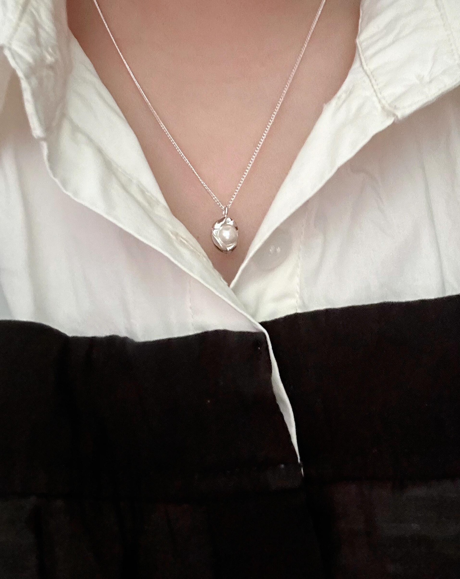 Beautiful to the bone, romantic between the collarbones 🌷Every angle is - Comprehensive 5