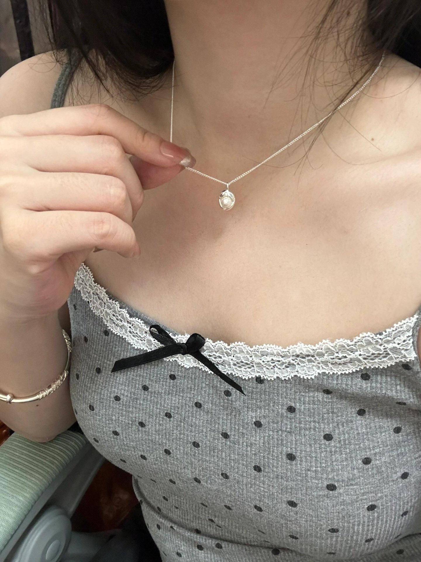 Beautiful to the bone, romantic between the collarbones 🌷Every angle is - Comprehensive 6