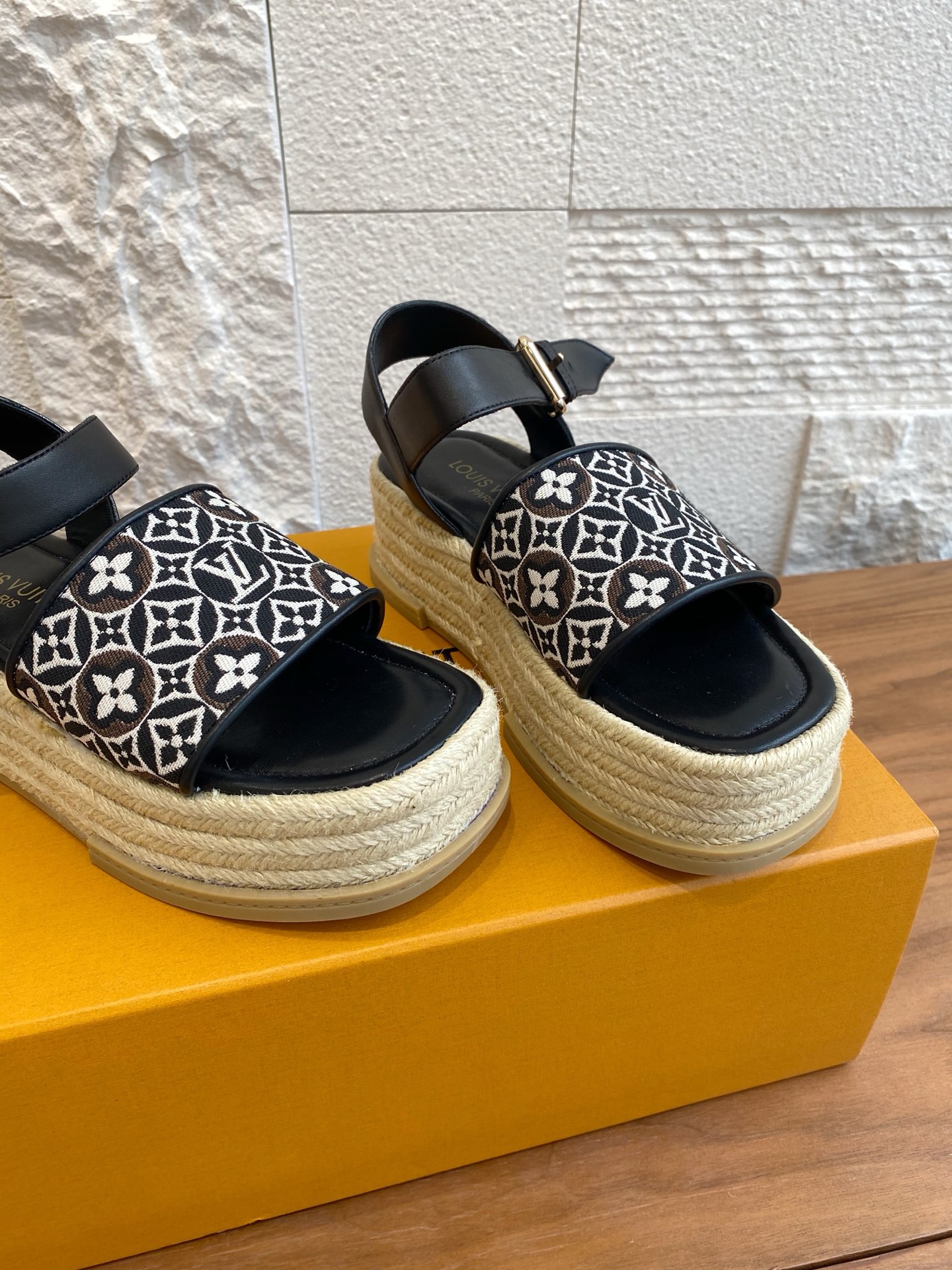Louis Vuitton x Murakami Takashi Canvas Espadrille Platform Sandal 10 i1752404898728 2987 0 8