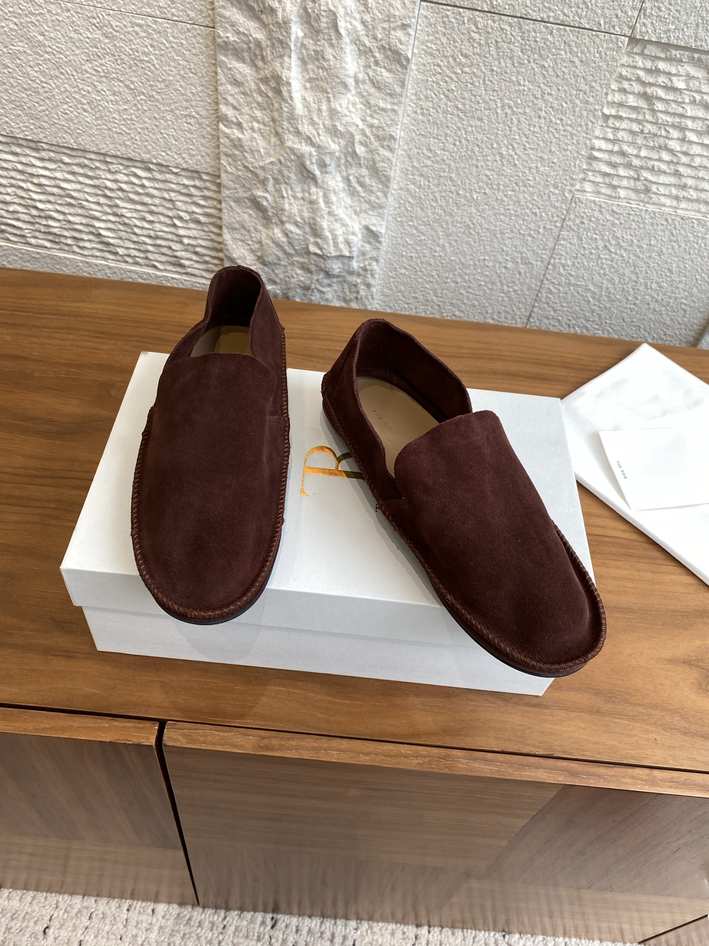 Luxurious Tyler British Windshoe Recreational Shoes Review: Quality and Comfort in THE ROW Collection. - 图片 4