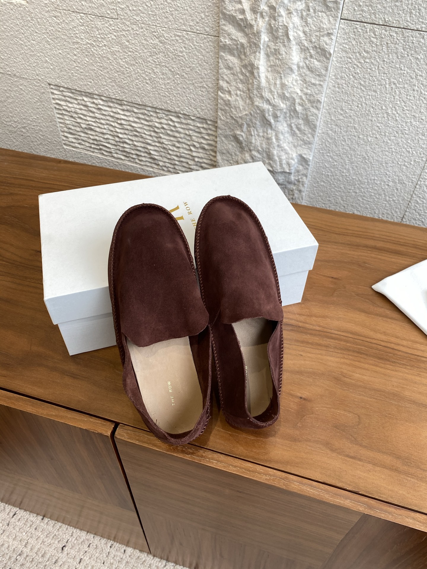Luxurious Tyler British Windshoe Recreational Shoes Review: Quality and Comfort in THE ROW Collection. - 图片 2