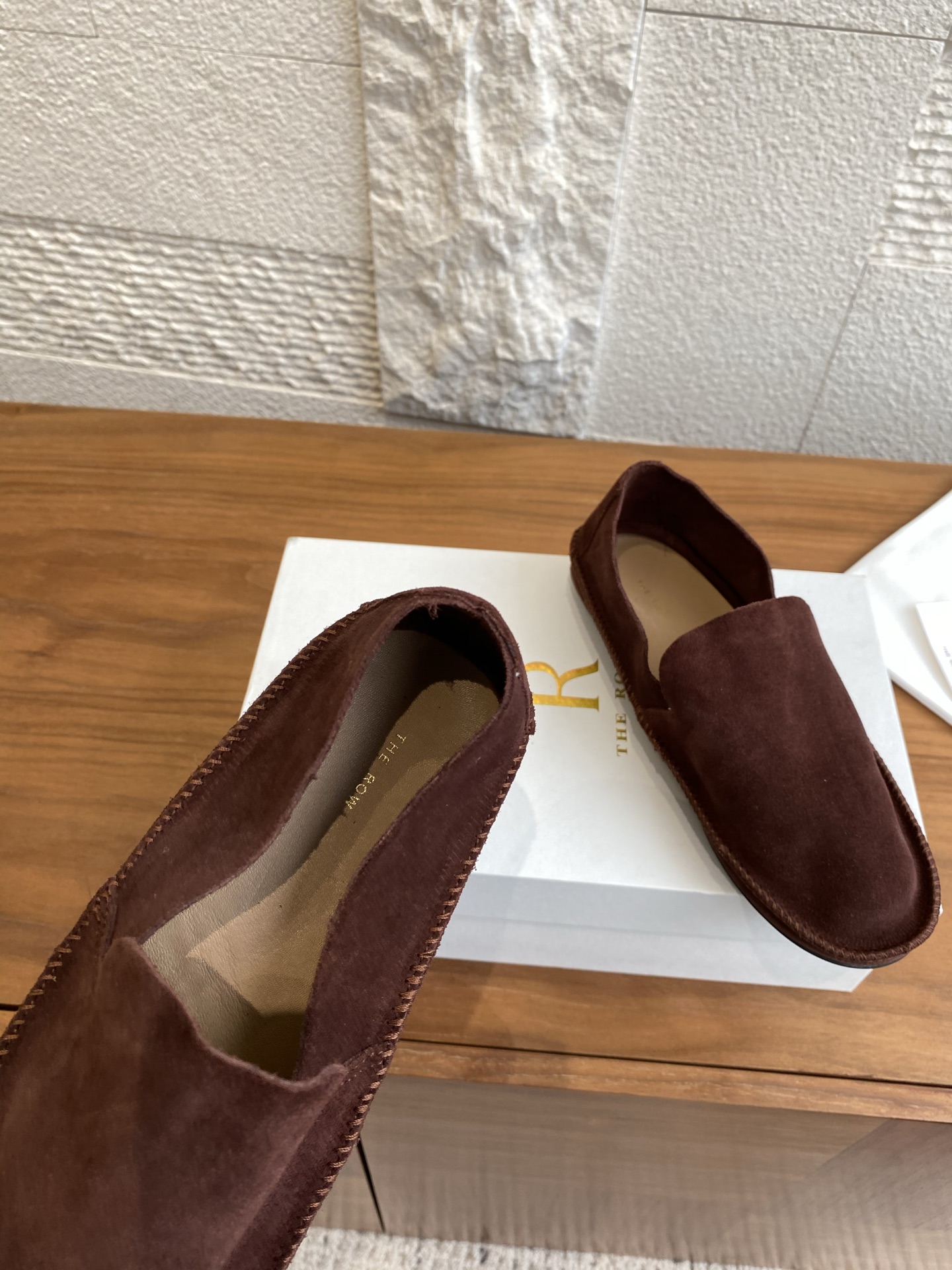 Luxurious Tyler British Windshoe Recreational Shoes Review: Quality and Comfort in THE ROW Collection. - 图片 6